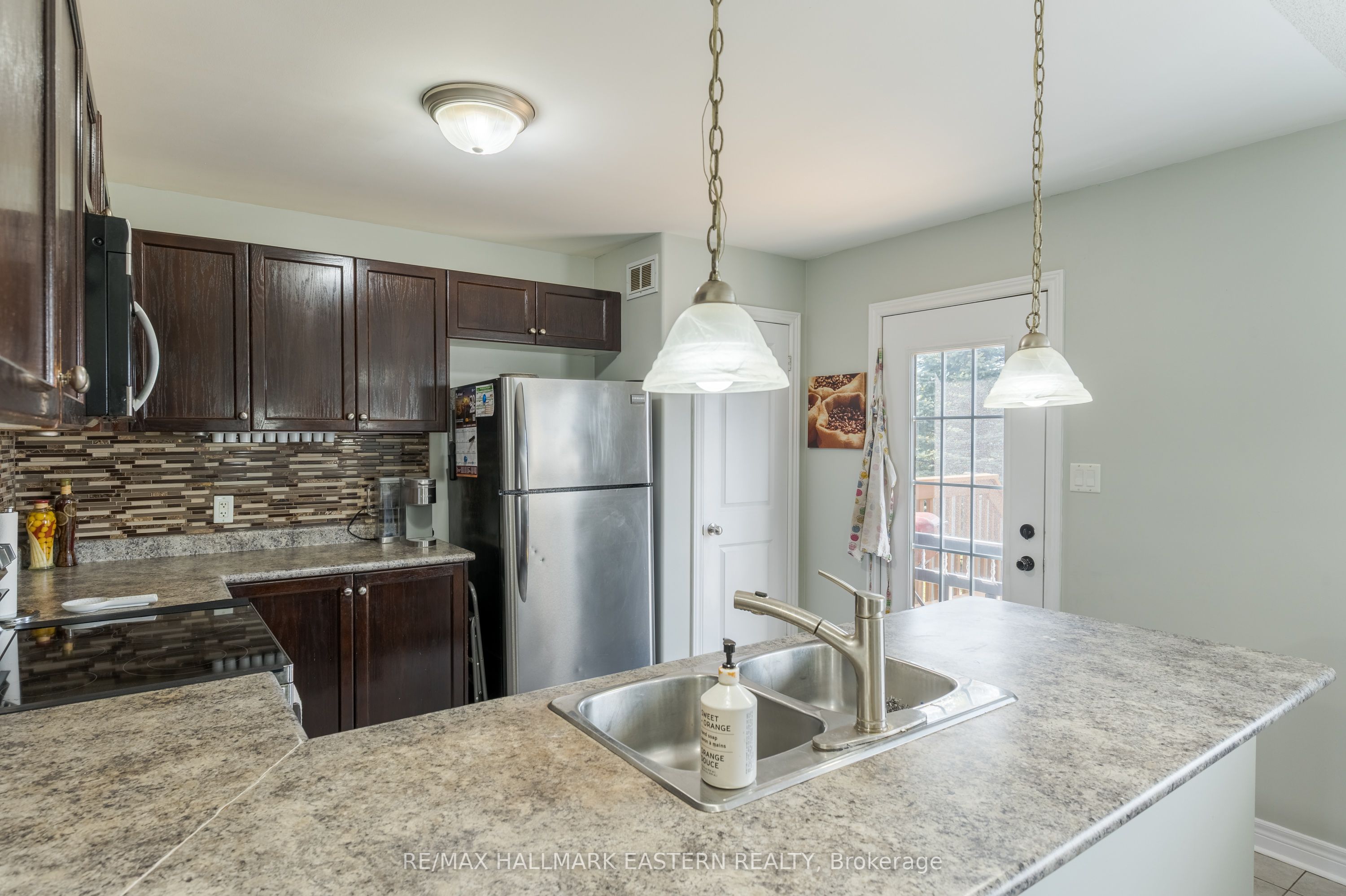 247 Bowen Drive Property Photo 16