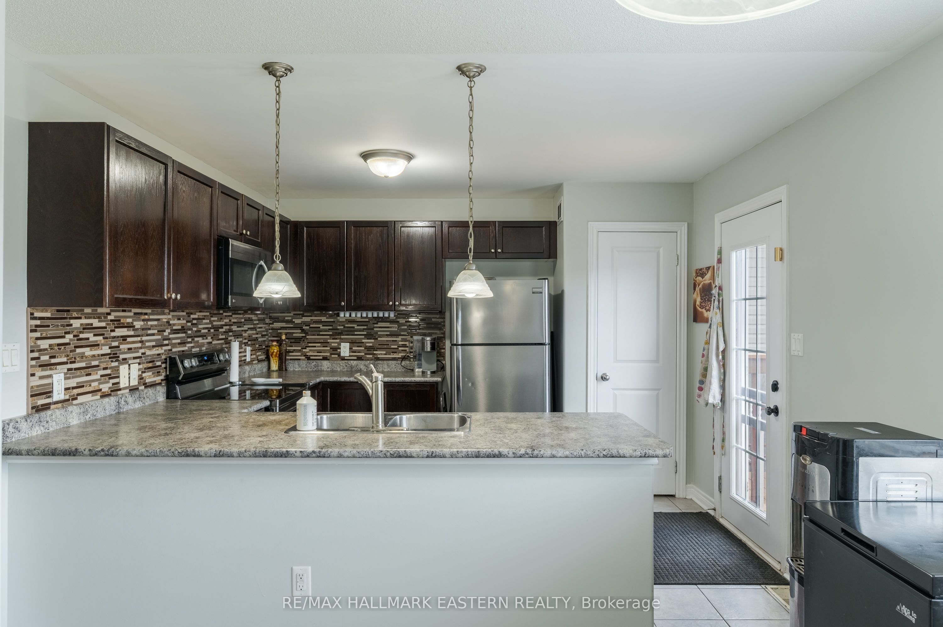247 Bowen Drive Property Photo 17