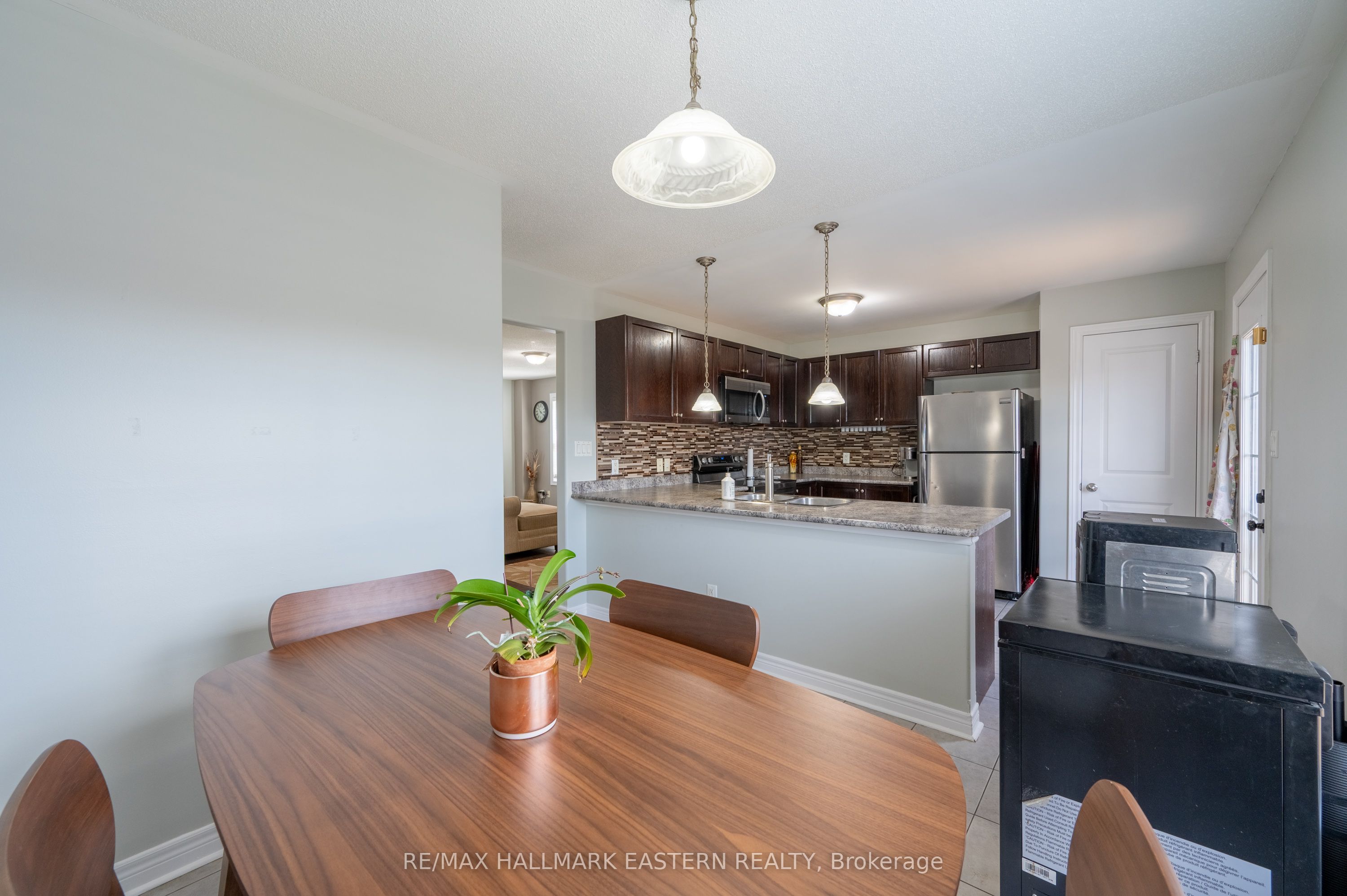247 Bowen Drive Property Photo 18