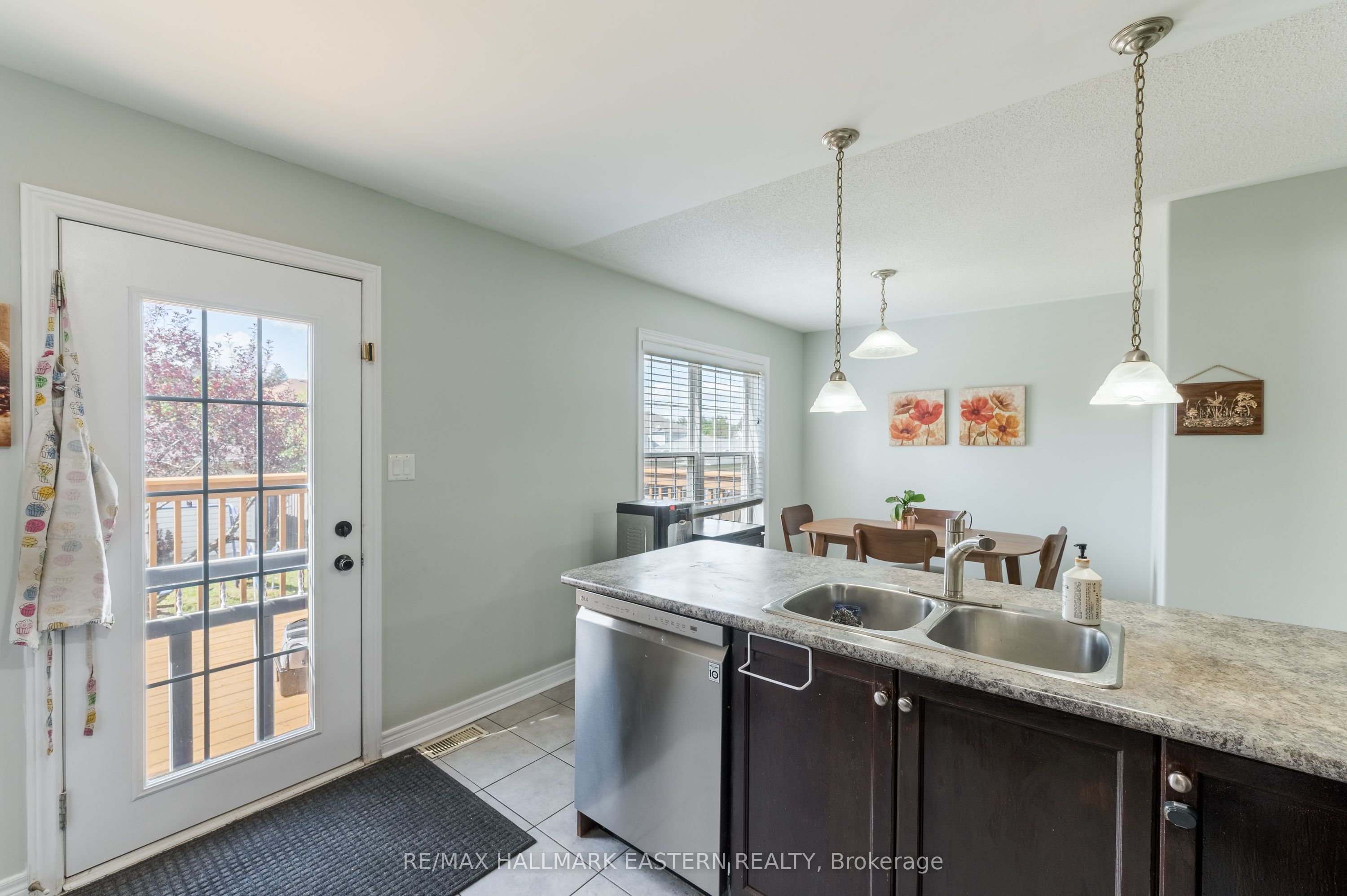 247 Bowen Drive Property Photo 19