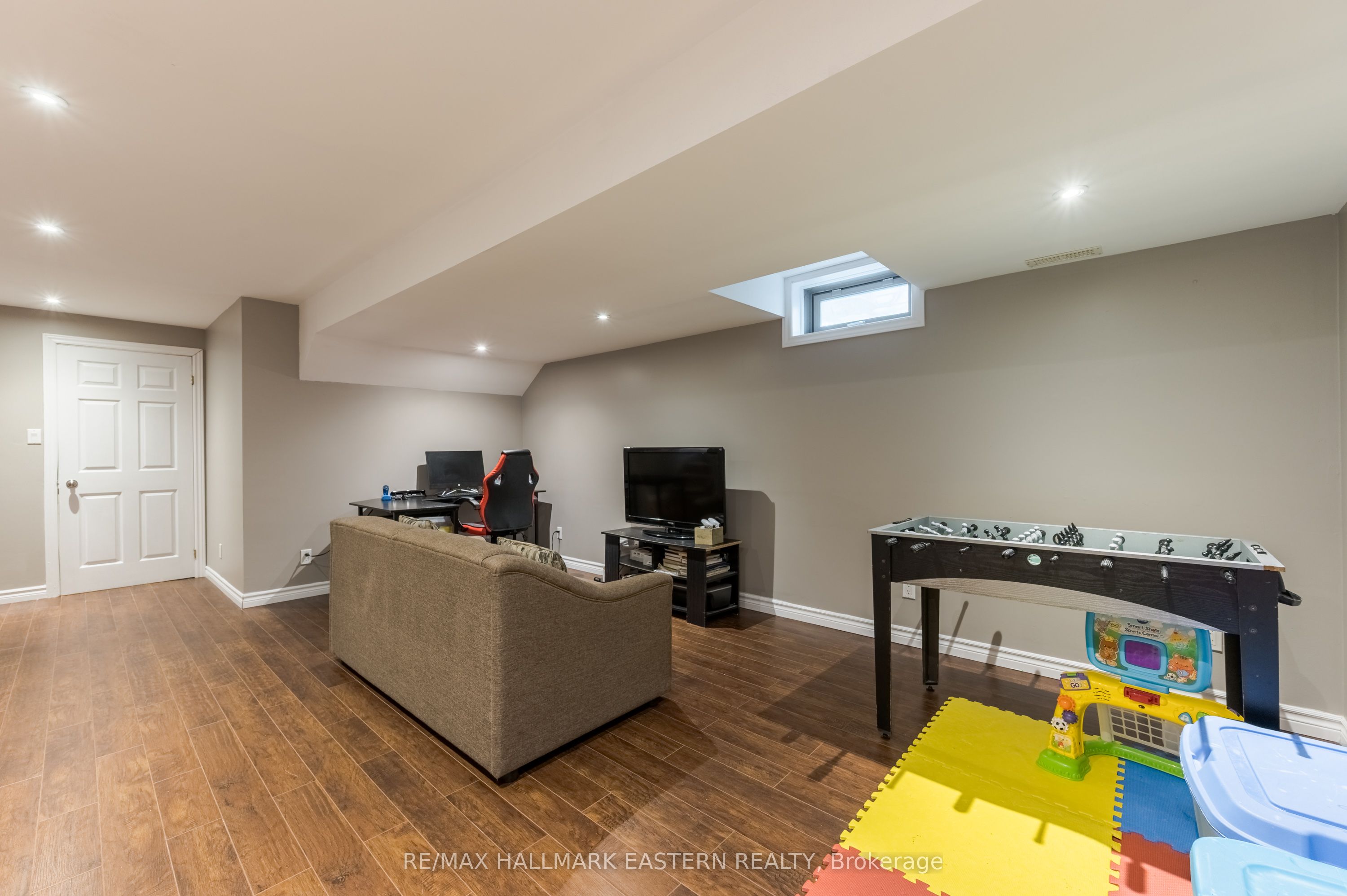 247 Bowen Drive Property Photo 35