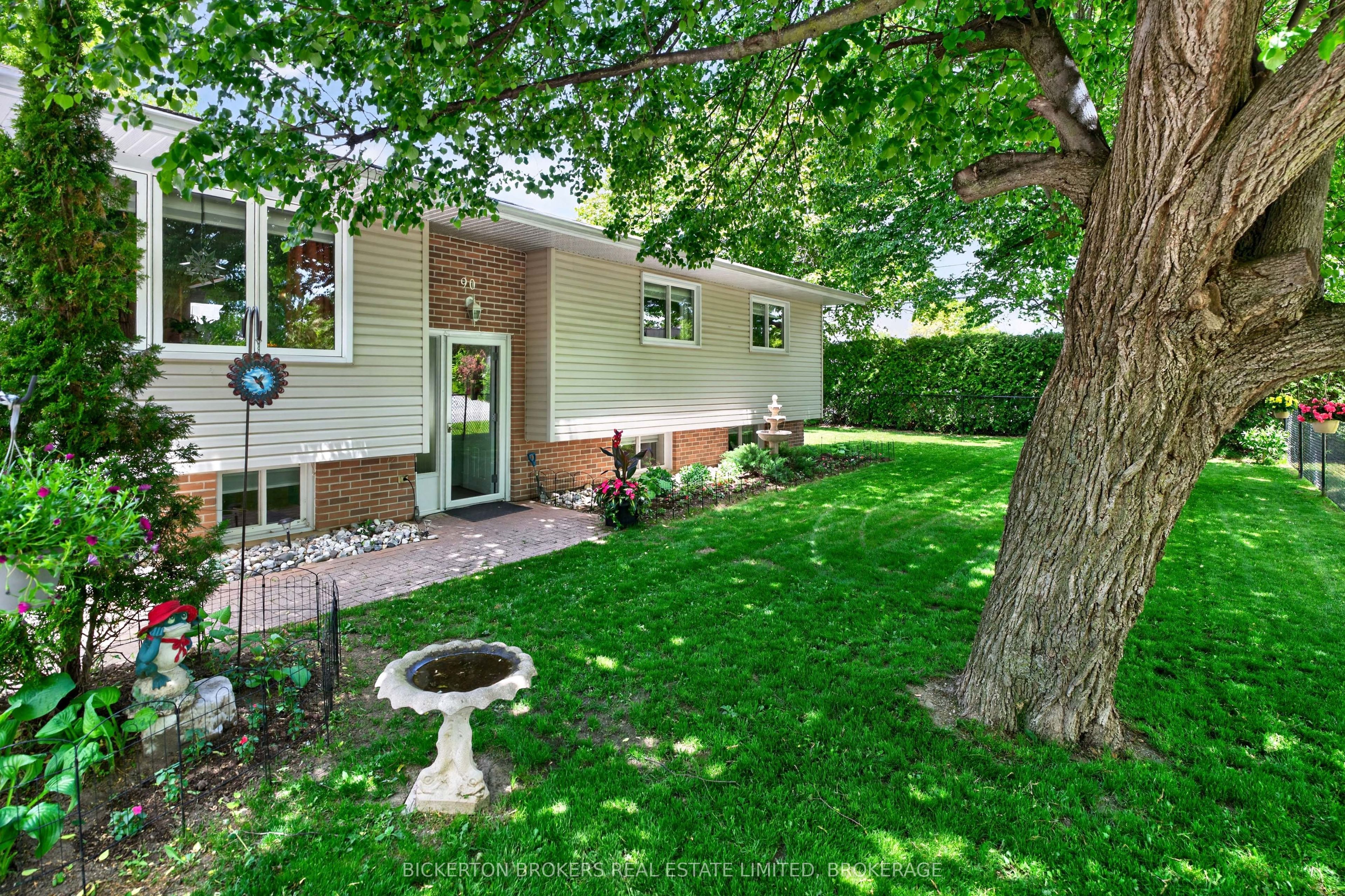 90 Ann Street Property Photo 7