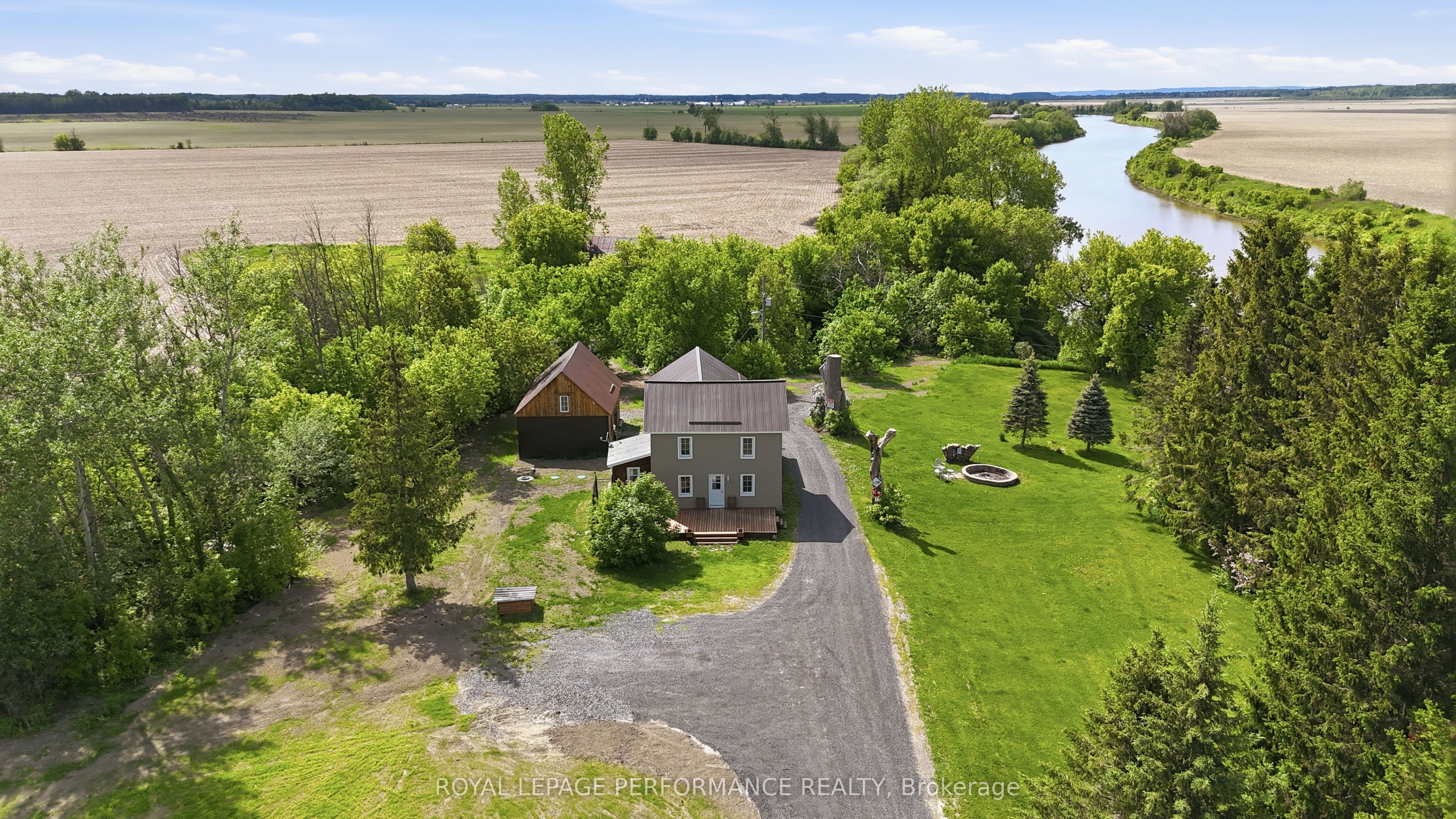 961 Boundary Road Property Photo 1