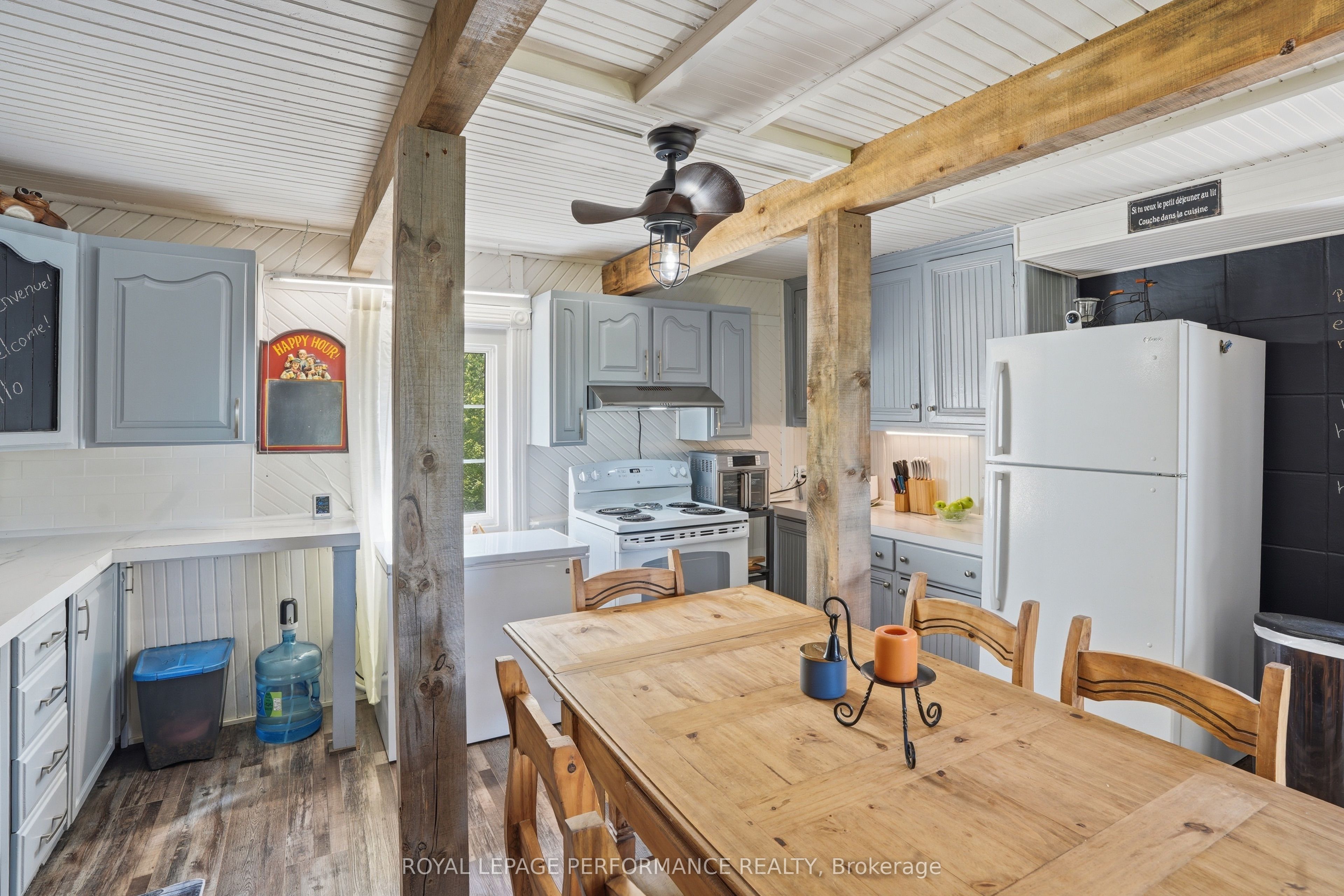 961 Boundary Road Property Photo 7