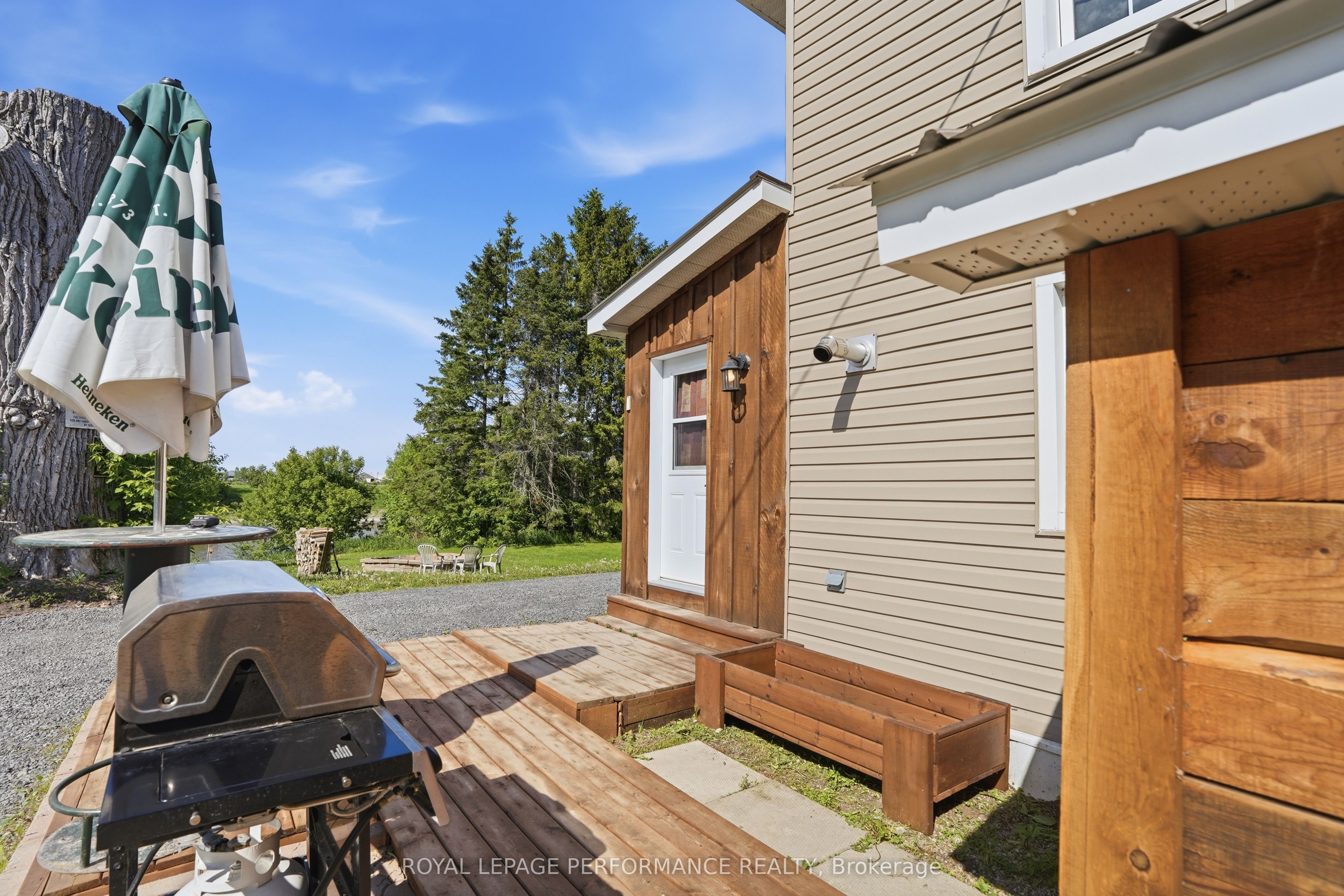 961 Boundary Road Property Photo 35