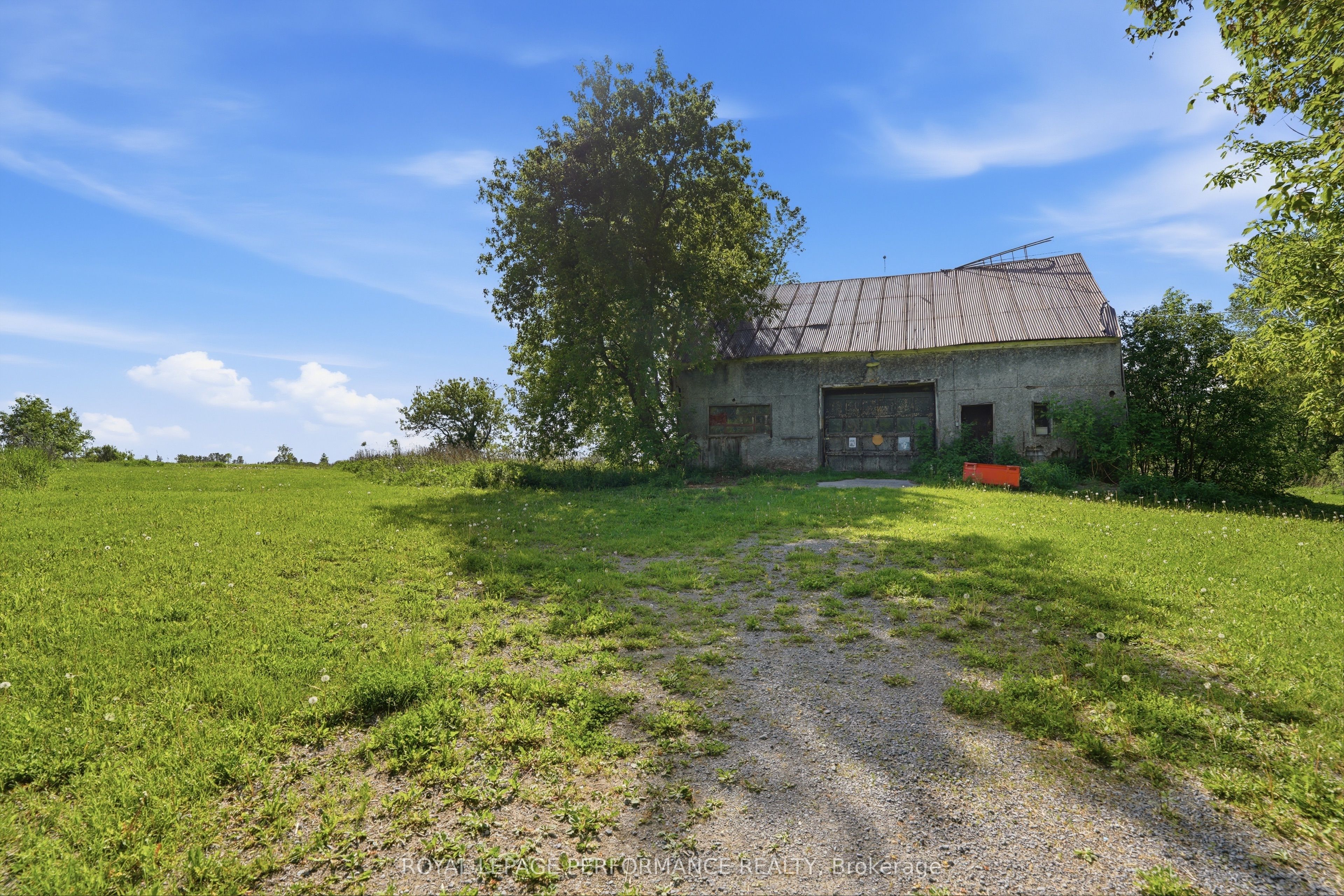 961 Boundary Road Property Photo 37
