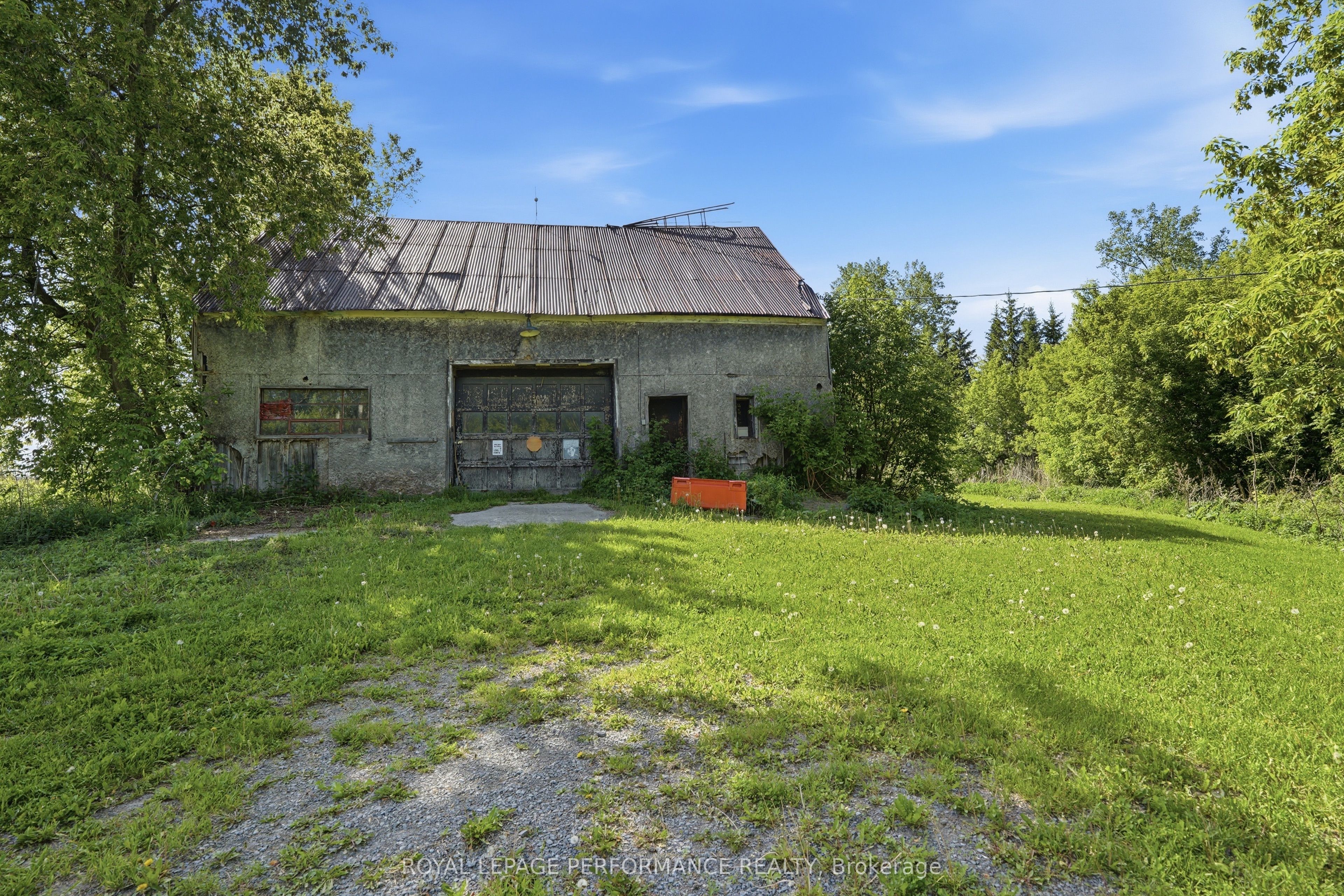 961 Boundary Road Property Photo 39