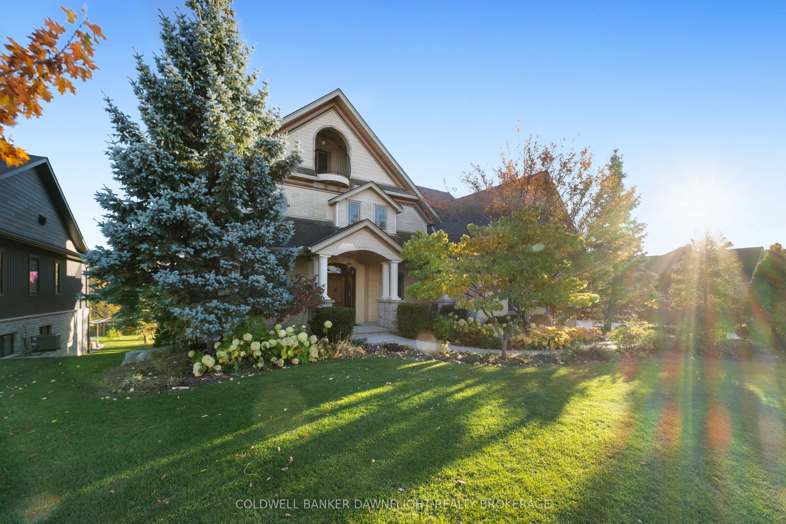 246 Hazelton Lane Property Photo 4