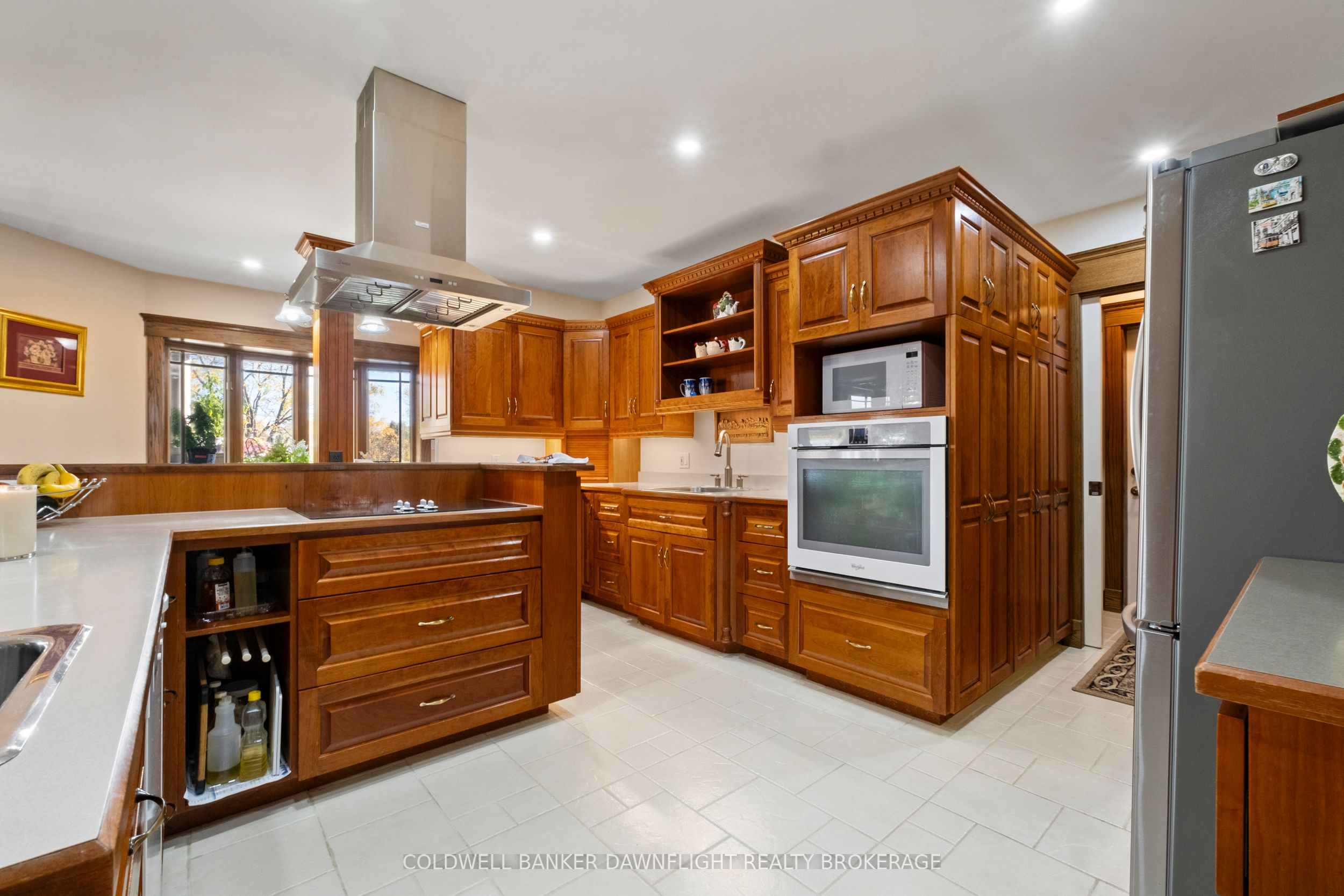 246 Hazelton Lane Property Photo 10
