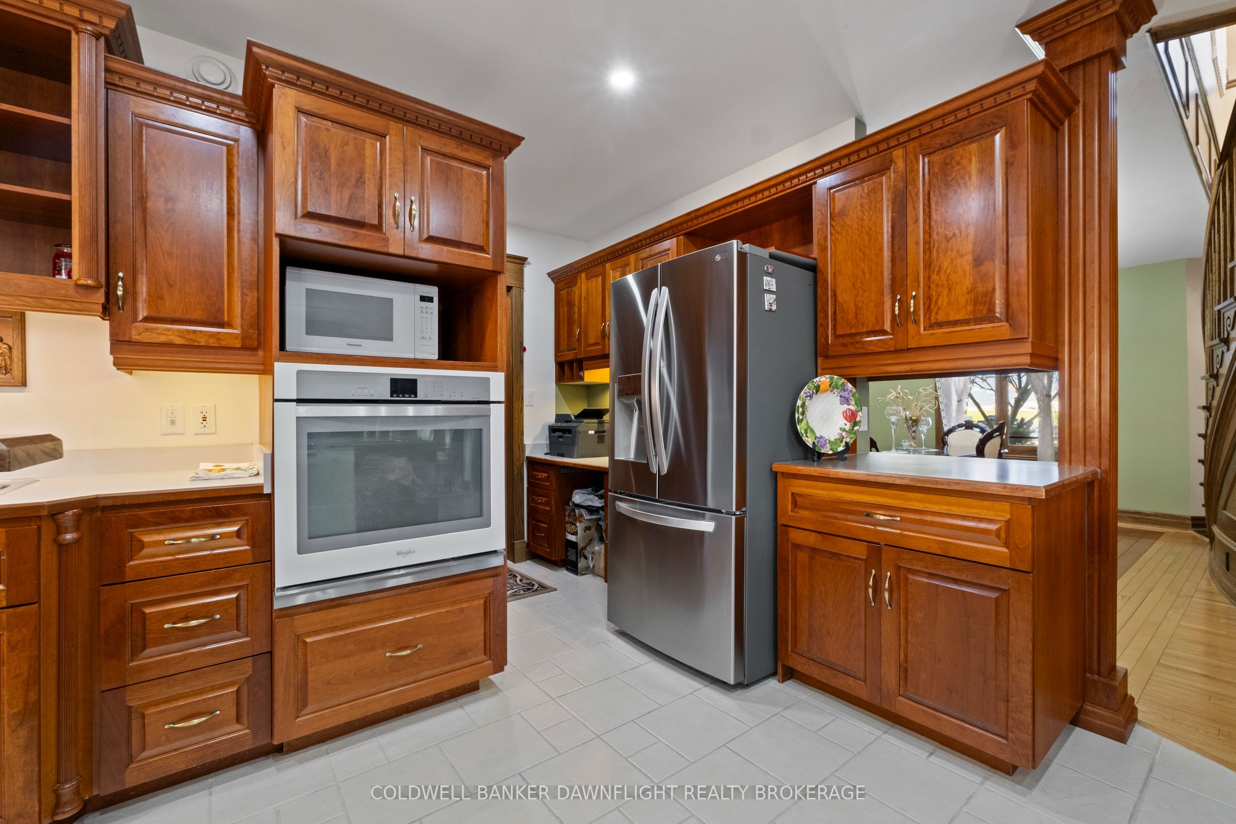 246 Hazelton Lane Property Photo 12