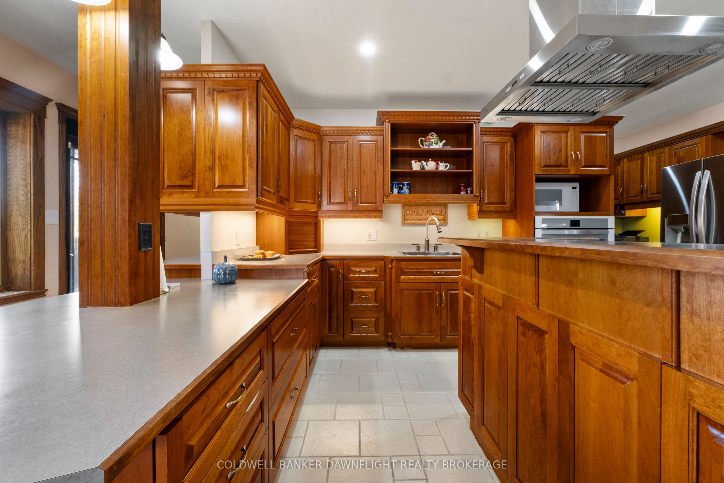 246 Hazelton Lane Property Photo 13