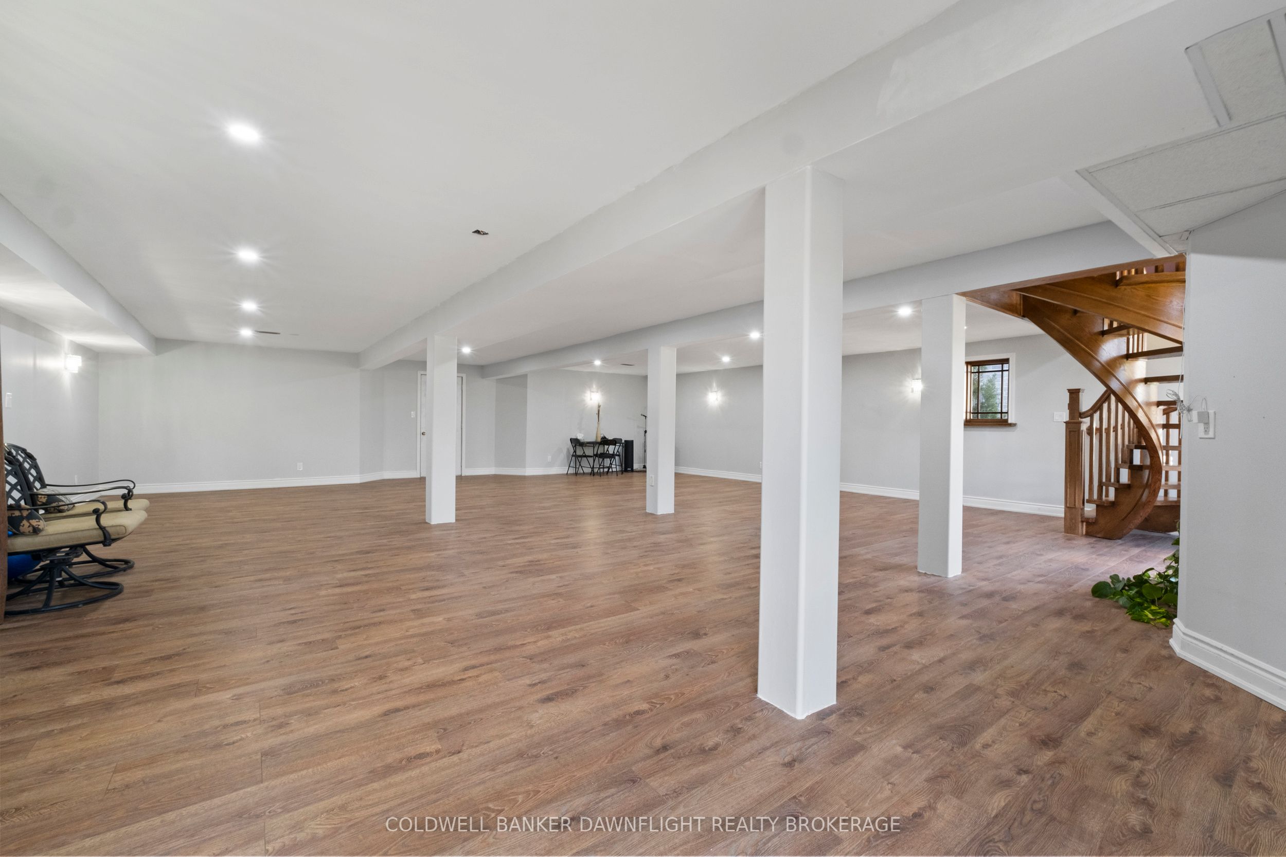 246 Hazelton Lane Property Photo 23