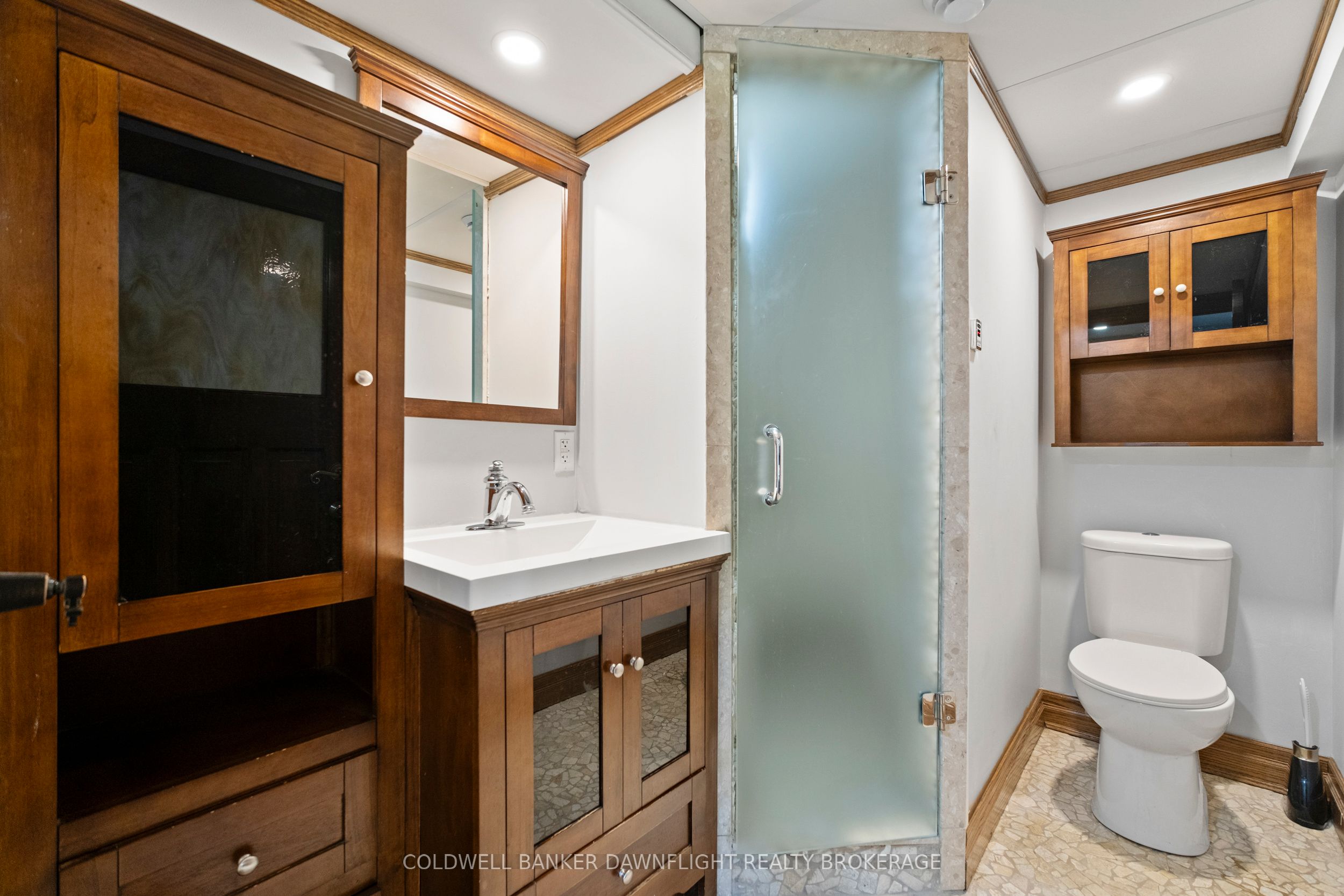246 Hazelton Lane Property Photo 25