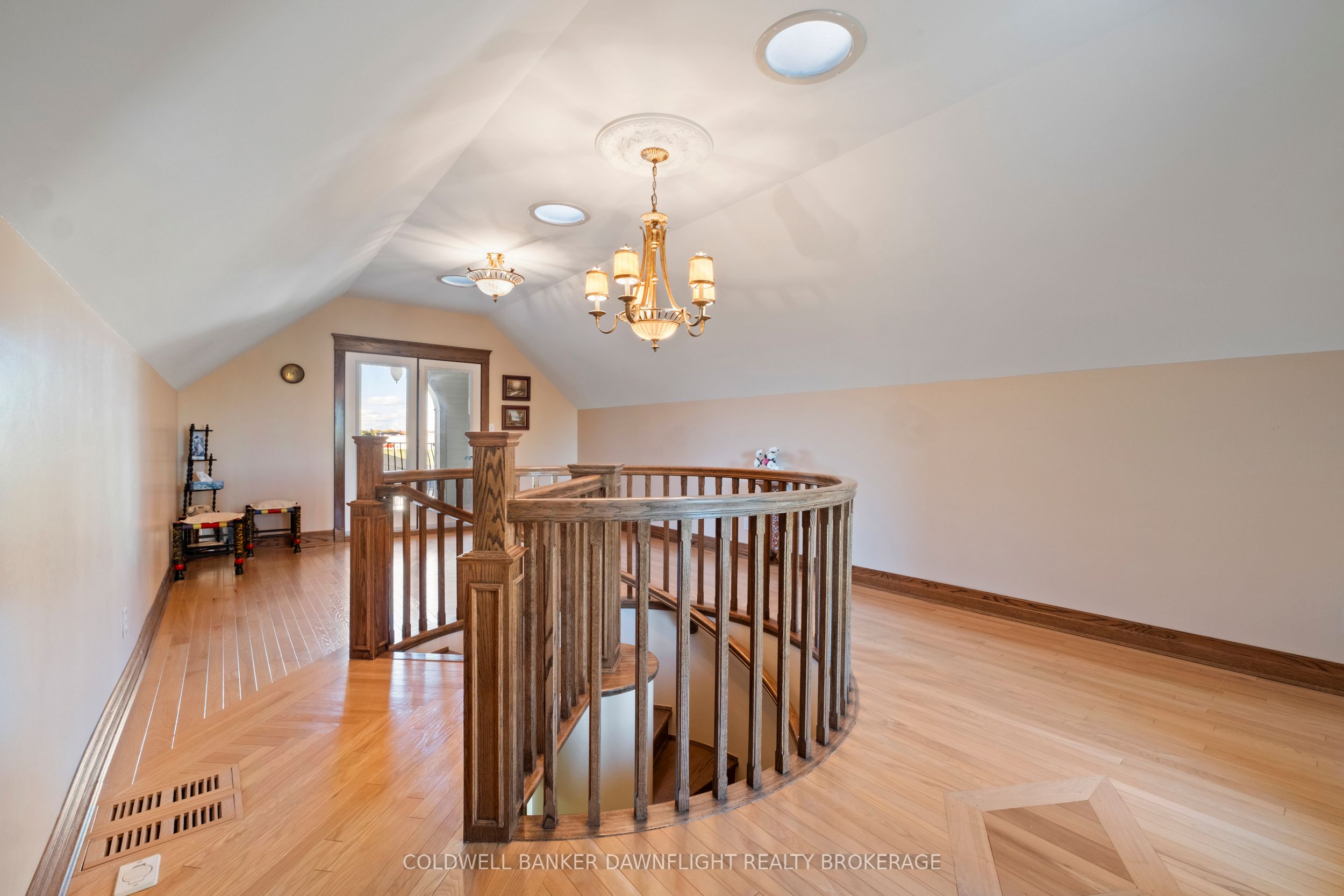 246 Hazelton Lane Property Photo 34