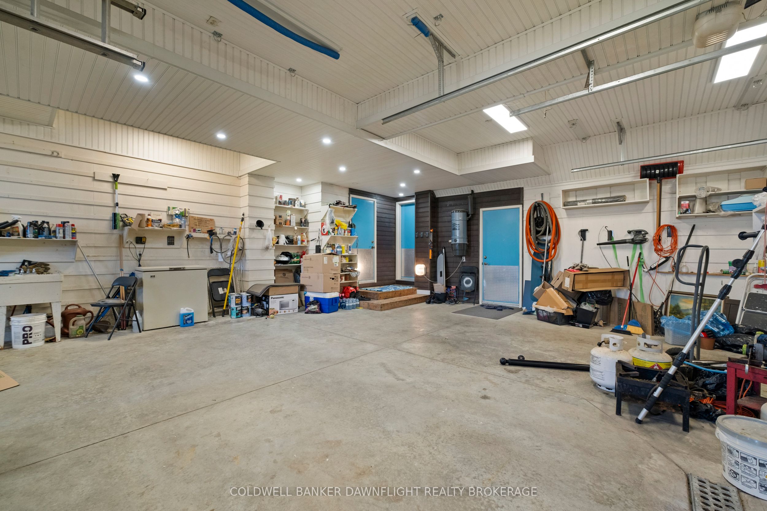 246 Hazelton Lane Property Photo 37