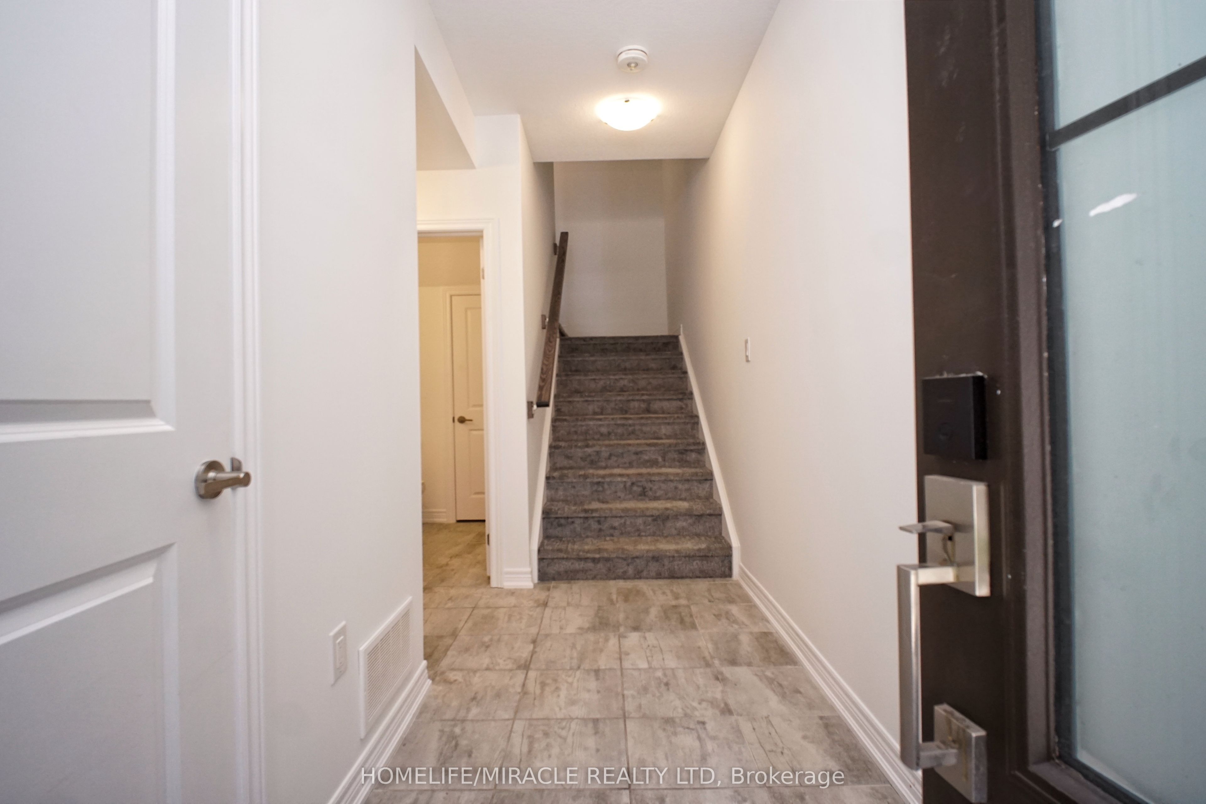 10 Birmingham Drive 129 Property Photo 3