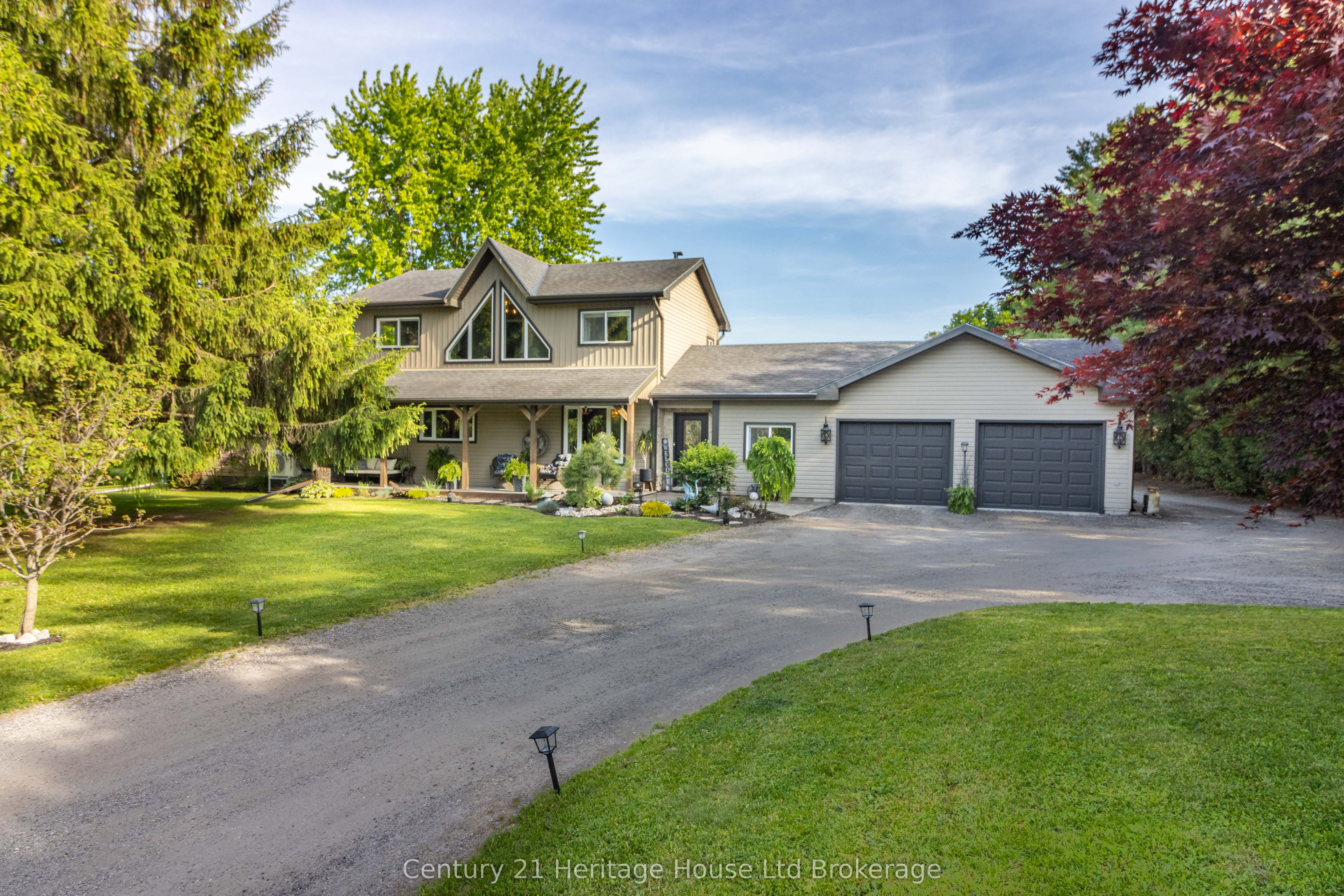 545228 Pattullo Avenue Property Photo 4