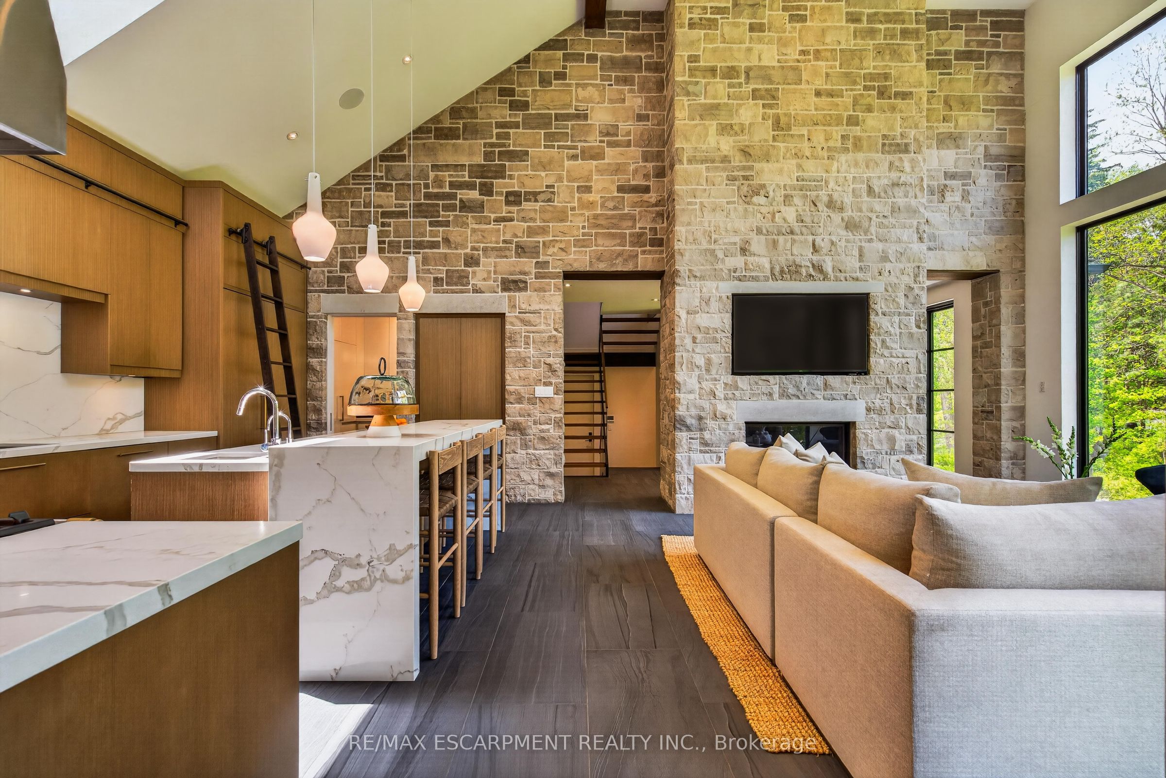 981 Mineral Springs Road Property Photo 8