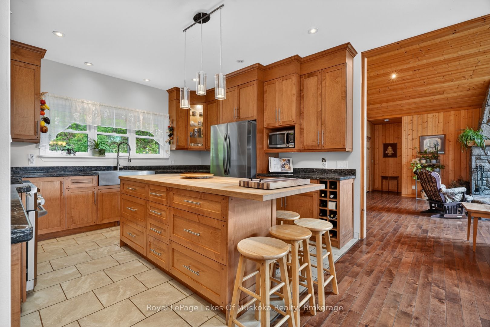 400 Markles Road Property Photo 11