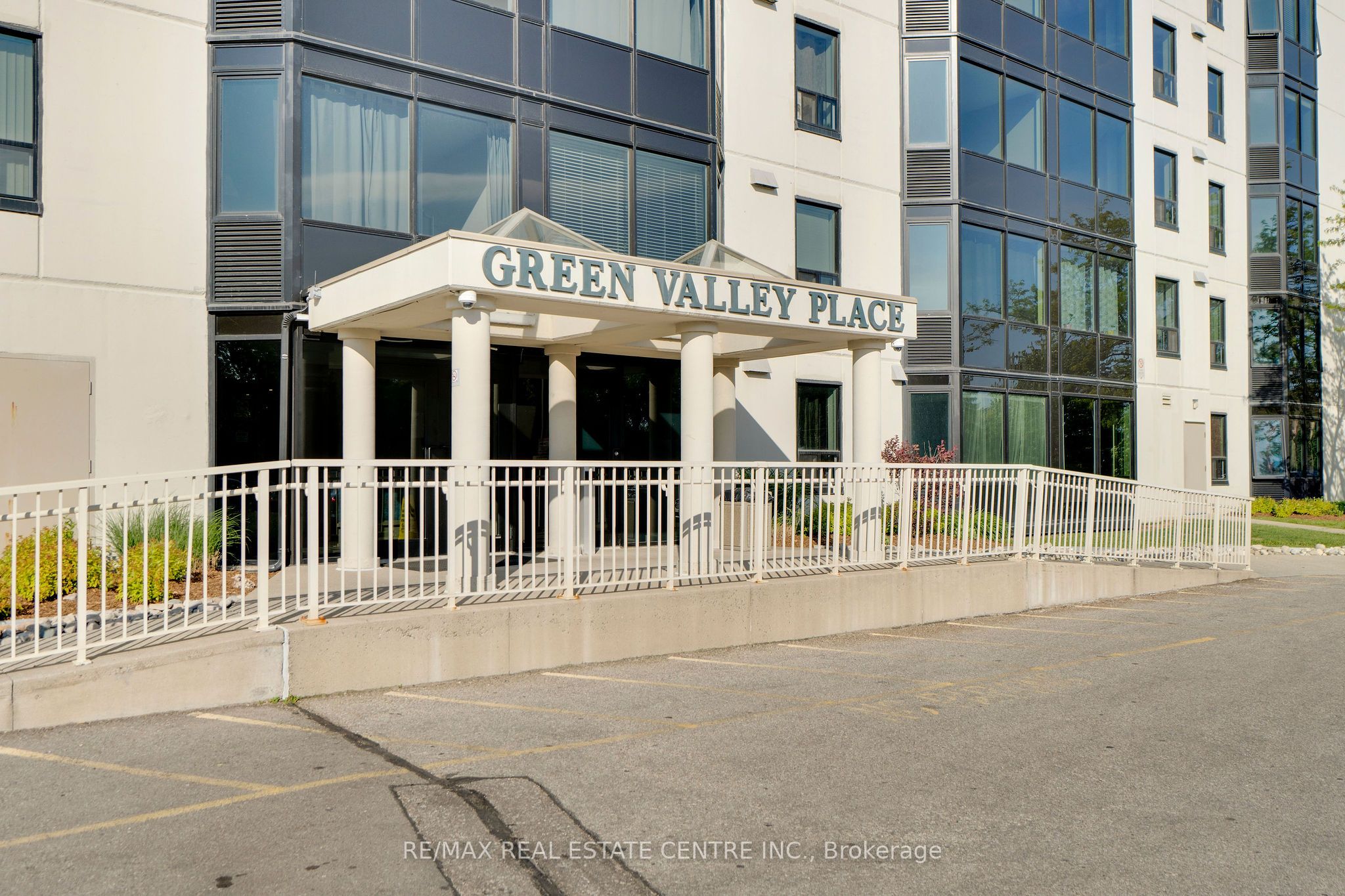 35 Green Valley Drive 103 Property Photo 7