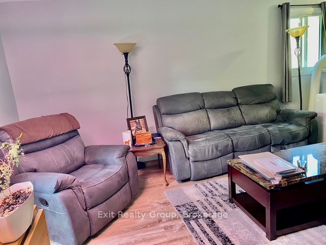 116 Nicholas Street Property Photo 16