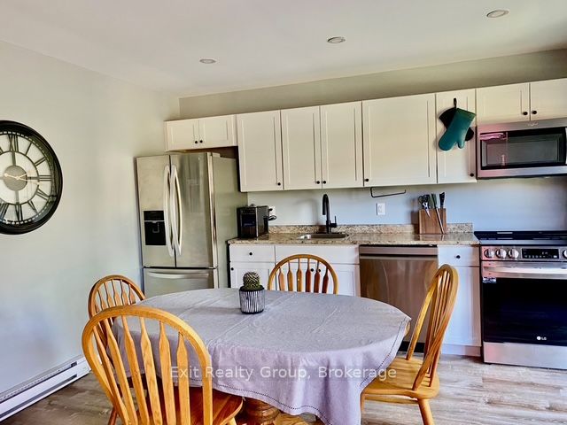 116 Nicholas Street Property Photo 19