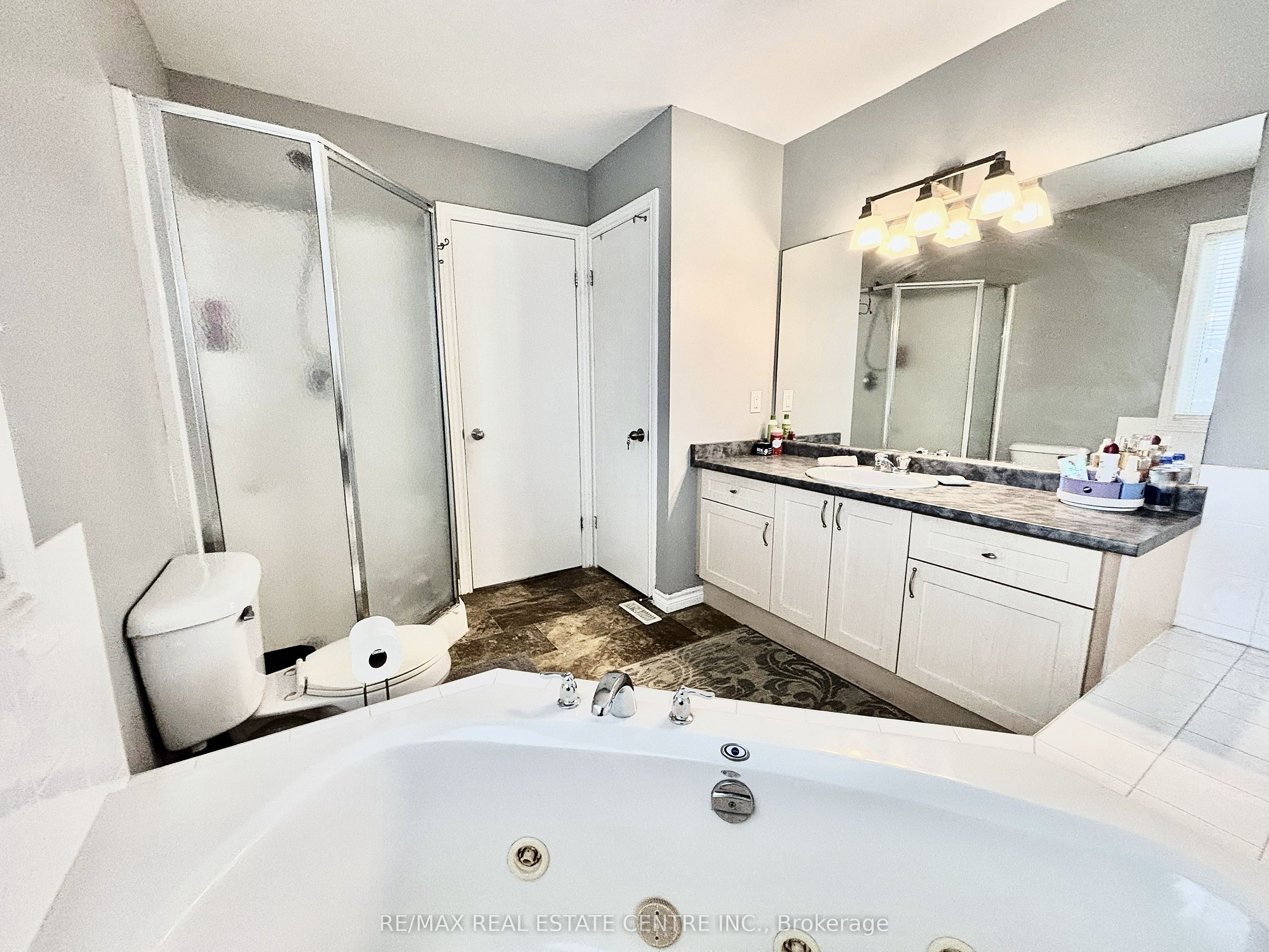 1771 Mickleborough Drive W Property Photo 14