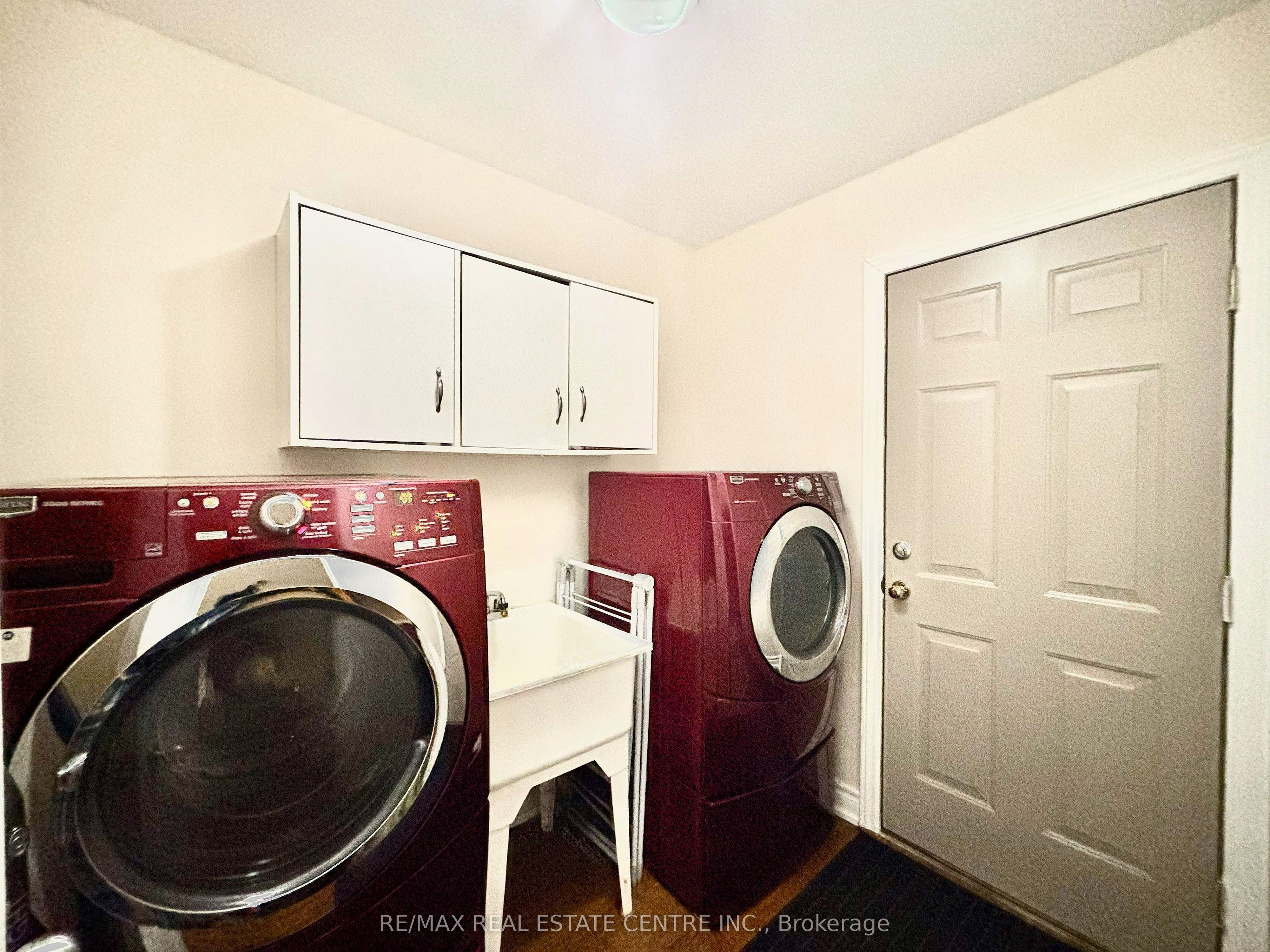 1771 Mickleborough Drive W Property Photo 25