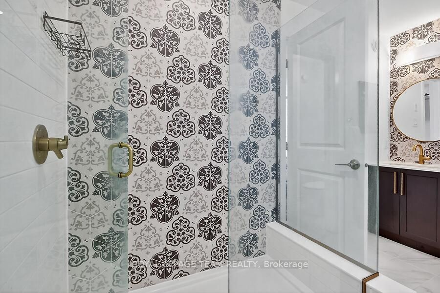 950 Islington Way Property Photo 31