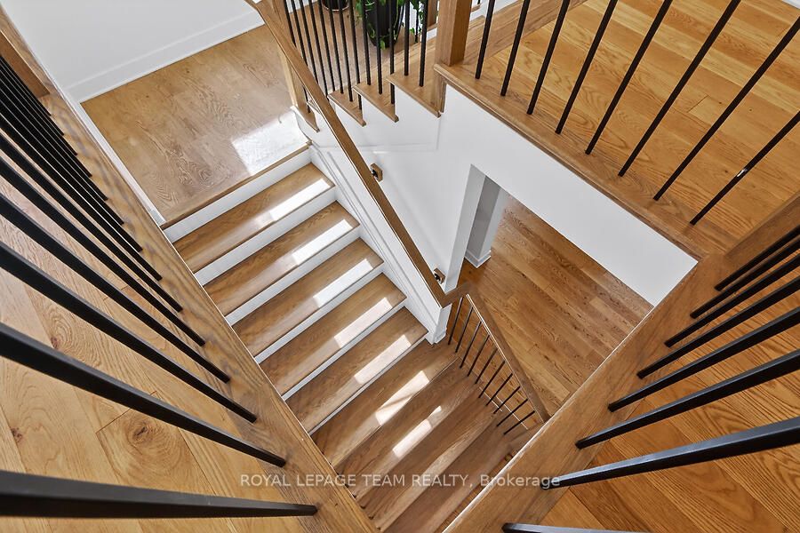 950 Islington Way Property Photo 39