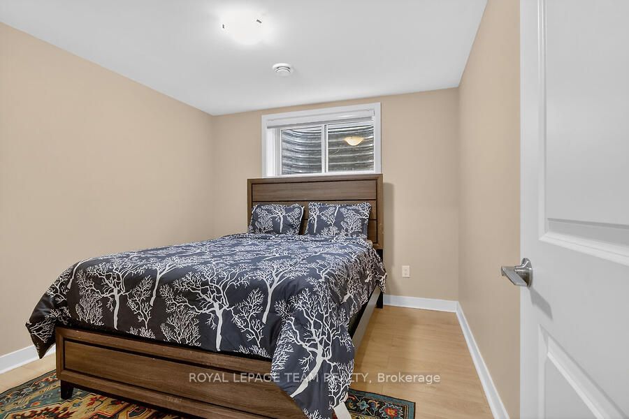 950 Islington Way Property Photo 45