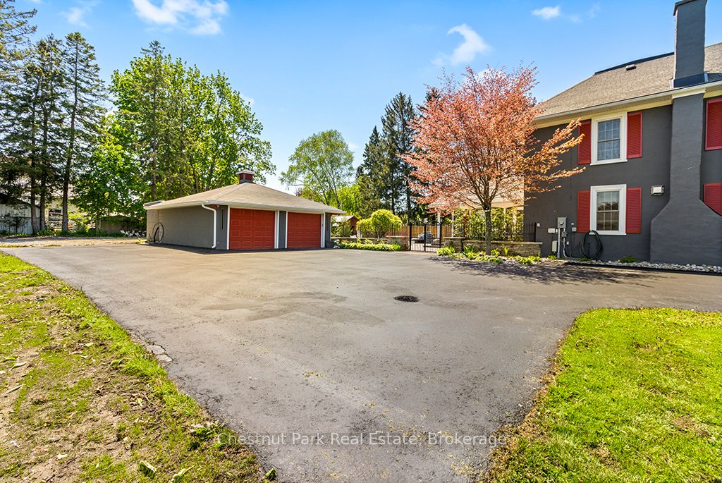 1663 5th Avenue E Property Photo 42