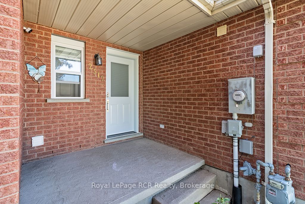 2512 8th Avenue A E Property Photo 4