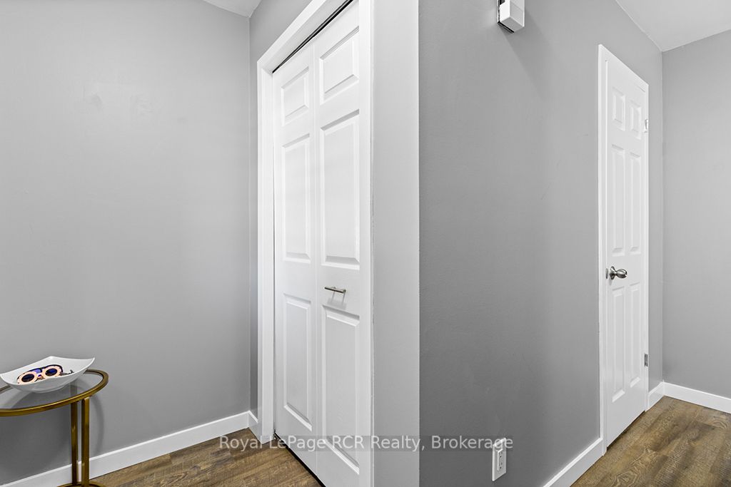 2512 8th Avenue A E Property Photo 6