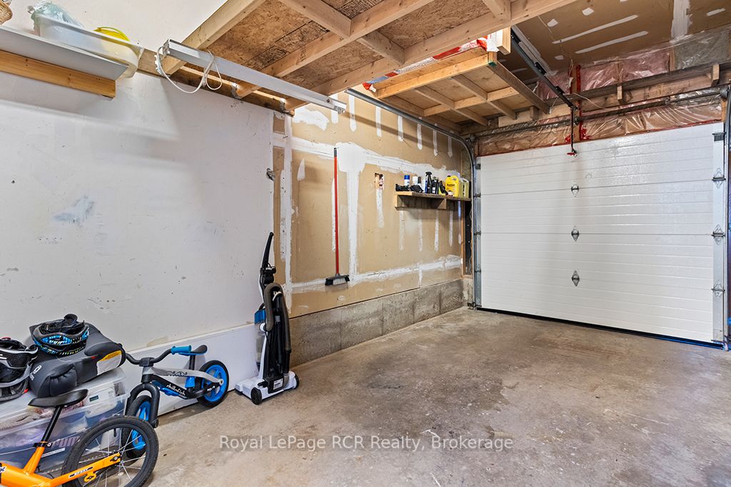 2512 8th Avenue A E Property Photo 33