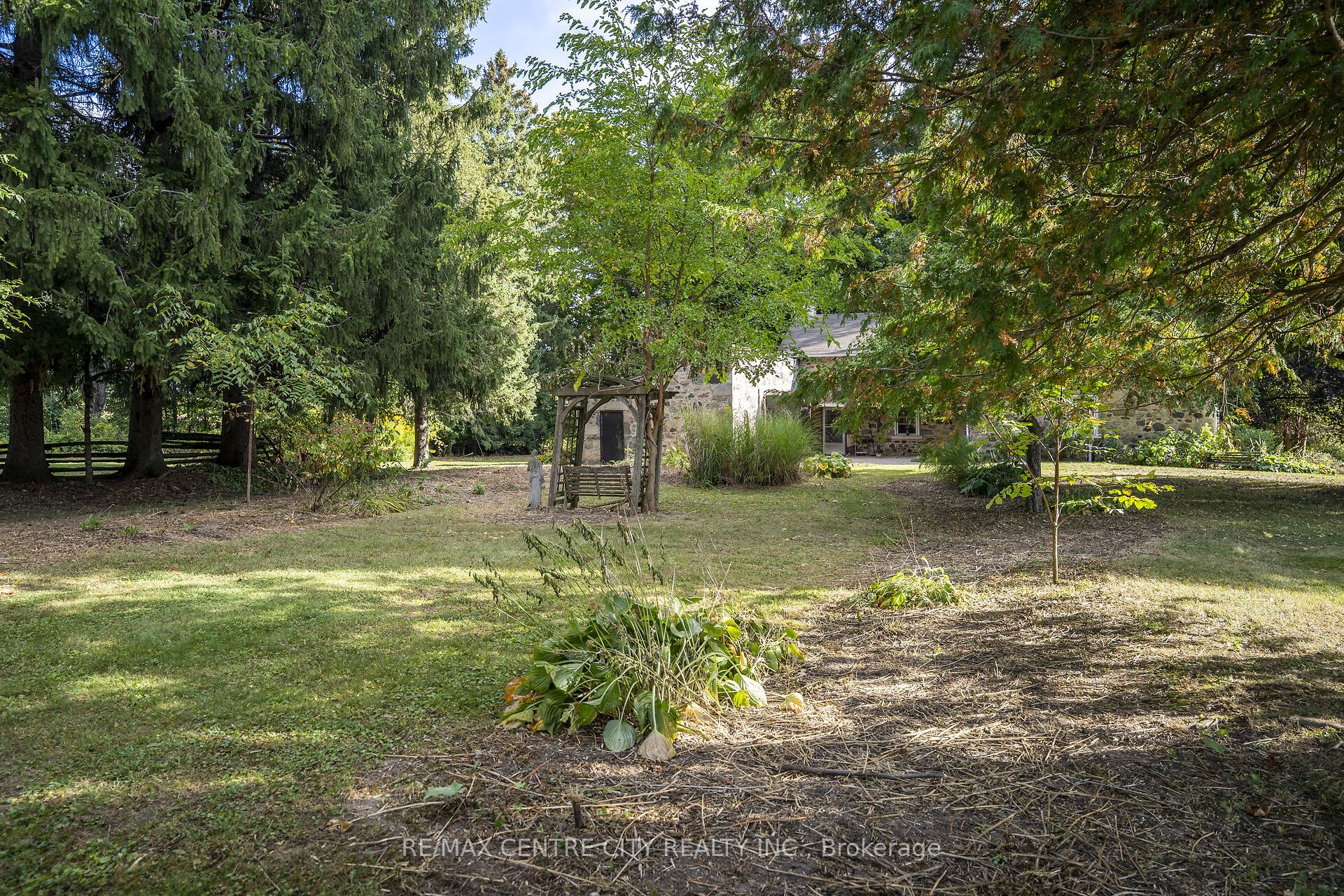 5512 Township Rd 3 S Property Photo 4