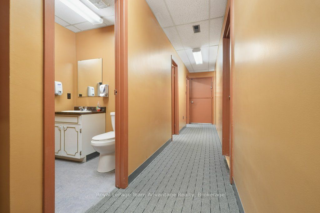 24 William Street Property Photo 15