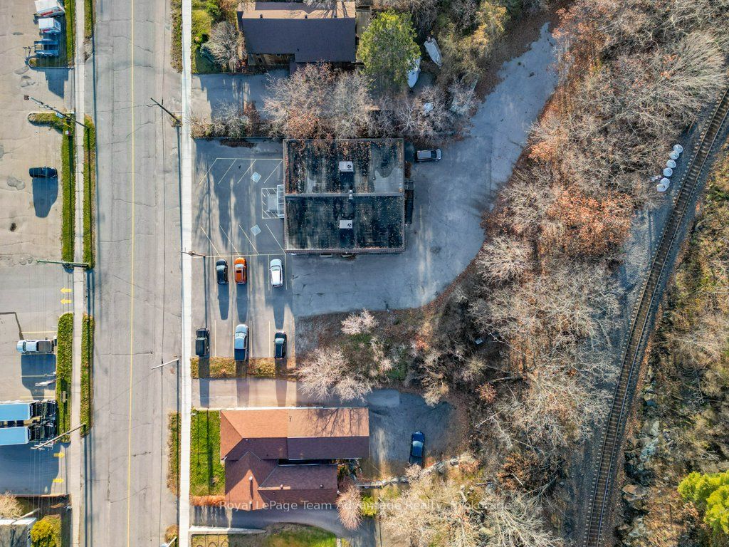 24 William Street Property Photo 26