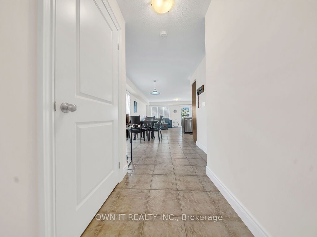 1192 Caen Avenue Property Photo 7
