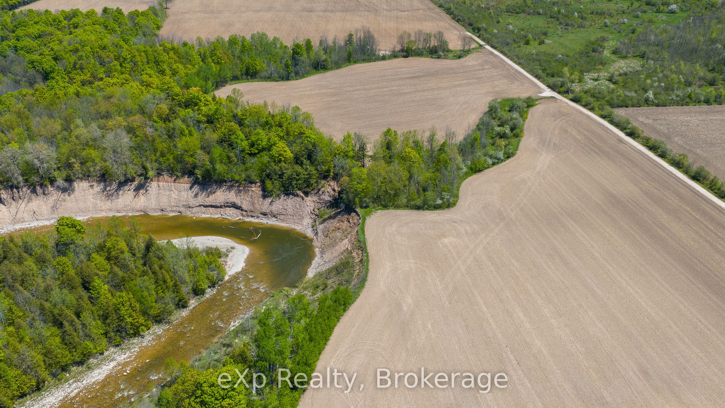 157659 7th Line Property Photo 11
