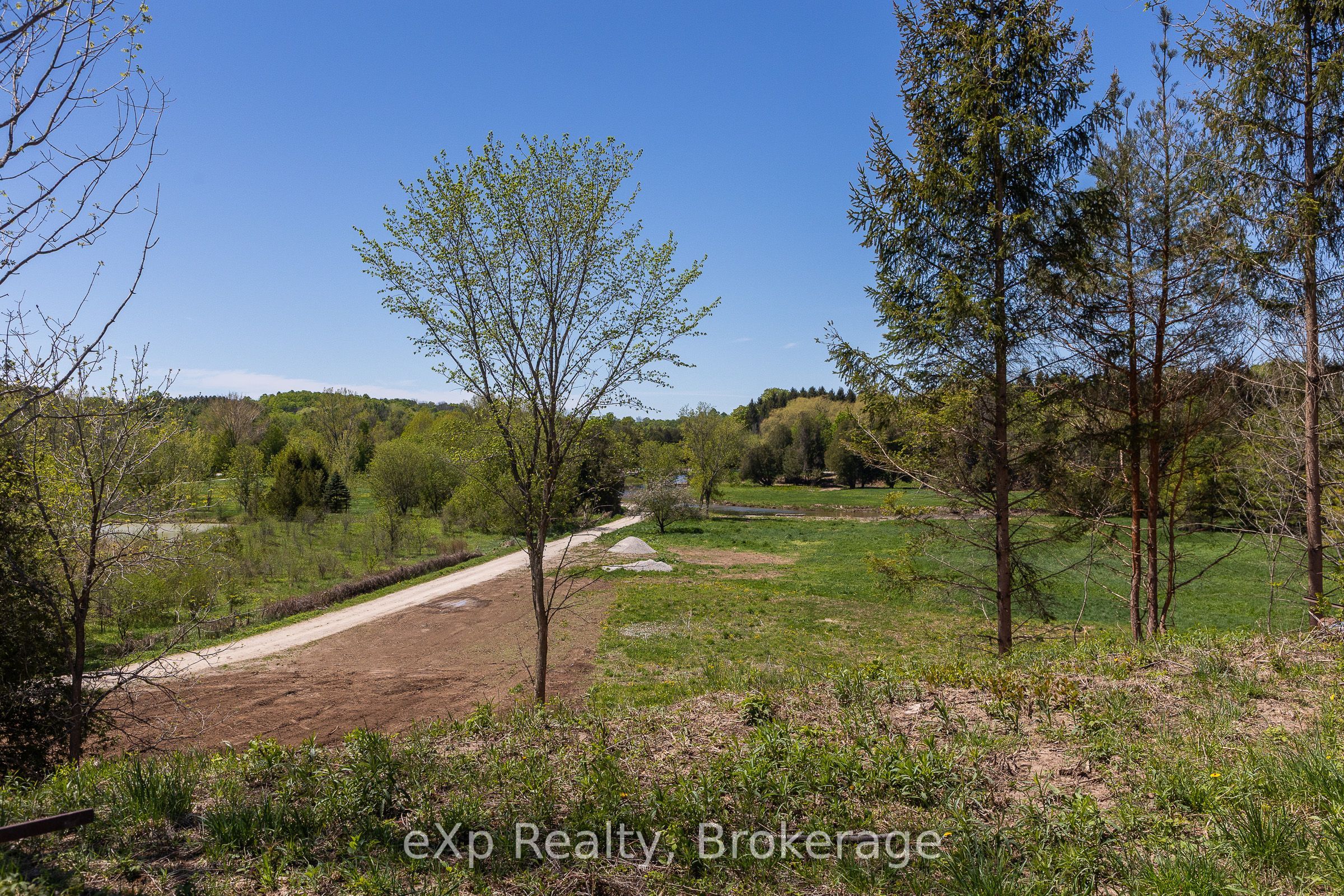157659 7th Line Property Photo 34