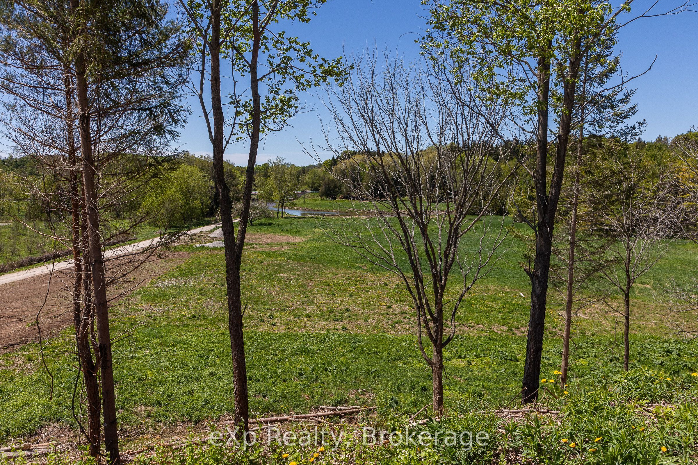 157659 7th Line Property Photo 35