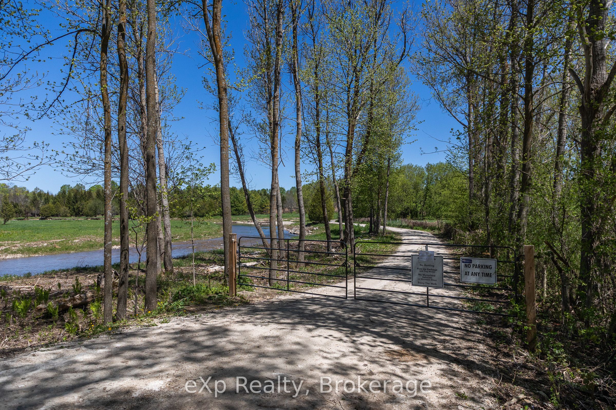 157659 7th Line Property Photo 42