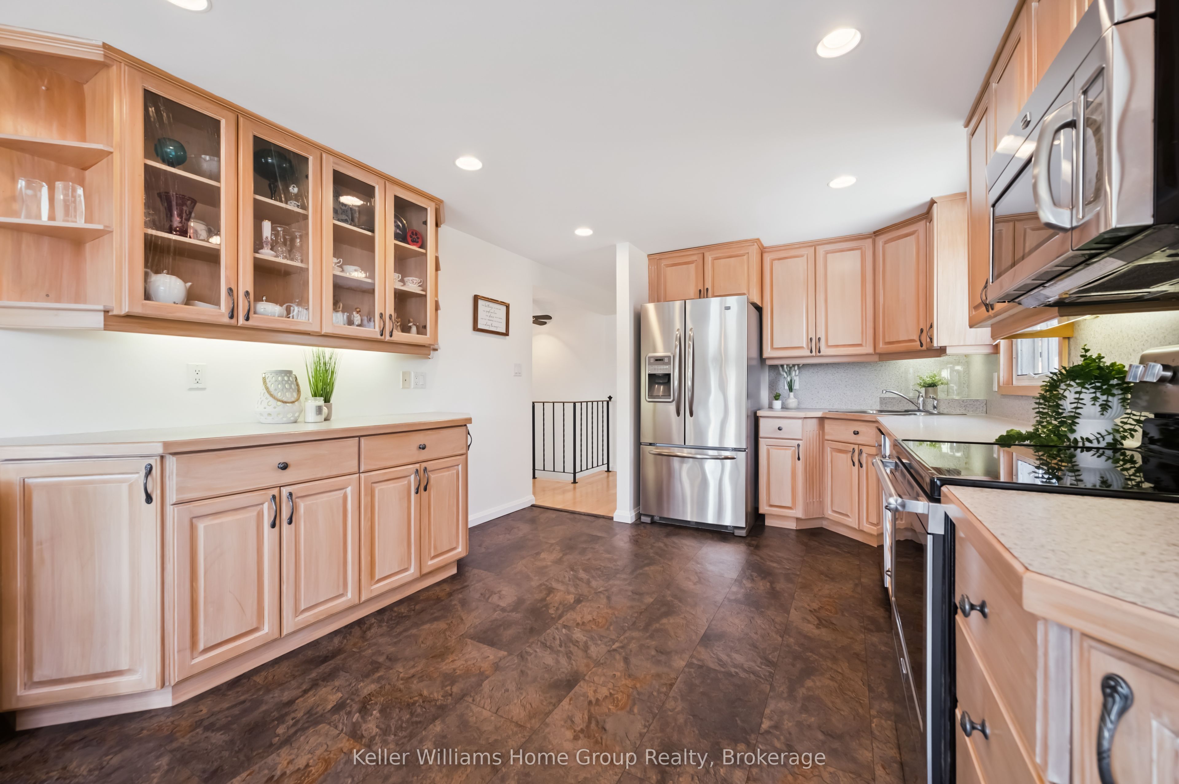 5789 Seventh Line Property Photo 12