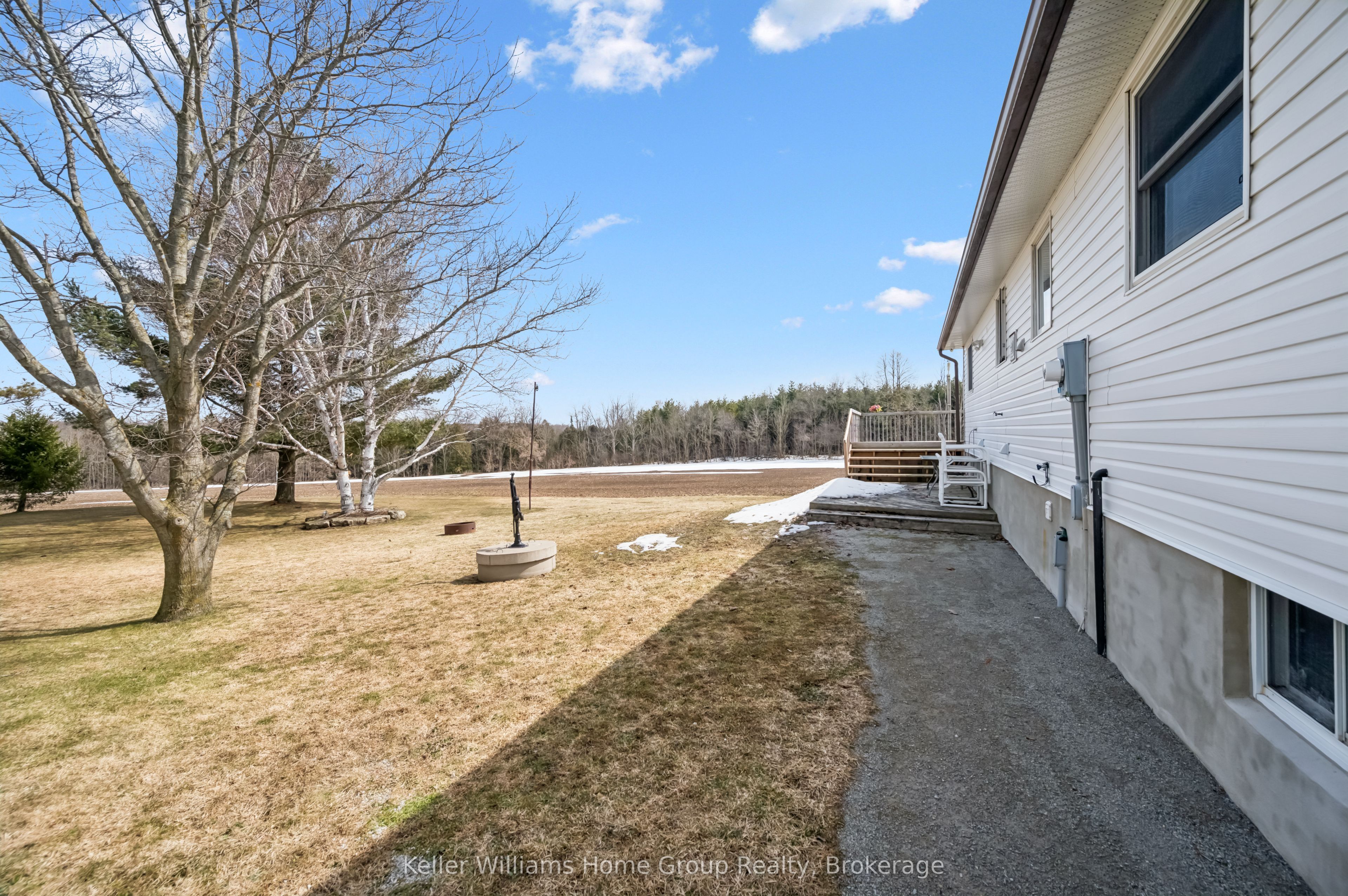 5789 Seventh Line Property Photo 37