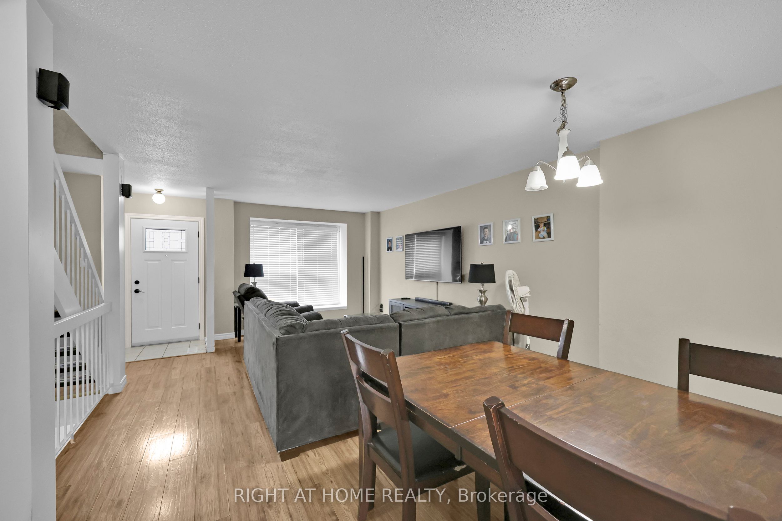 253 Taylor Street 8 Property Photo 6