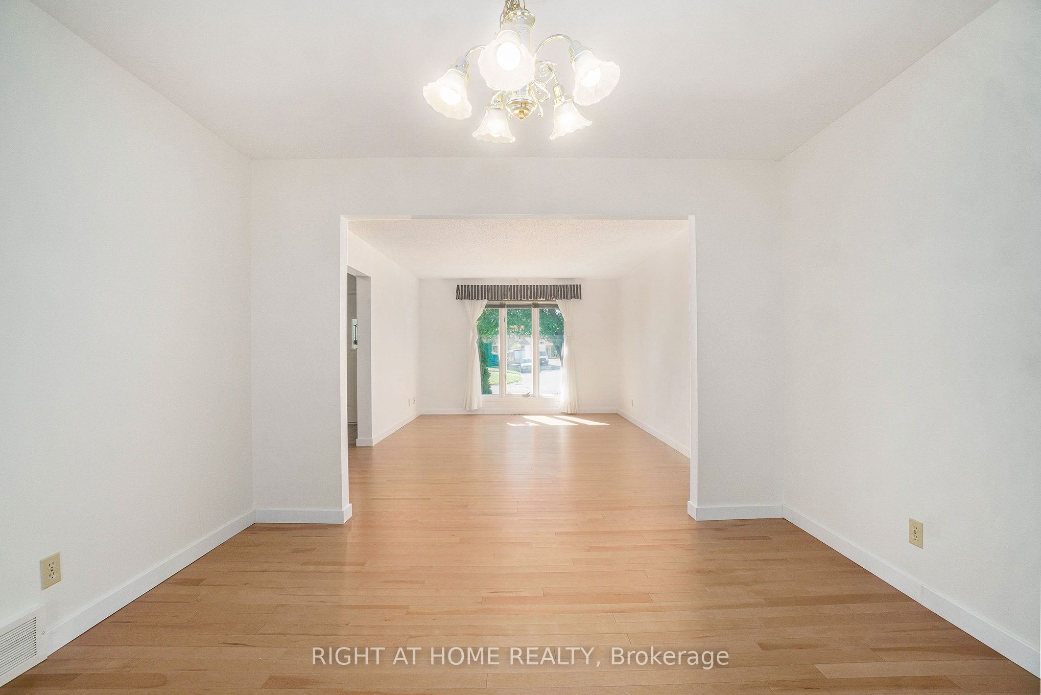 82 Nestow Drive Property Photo 7