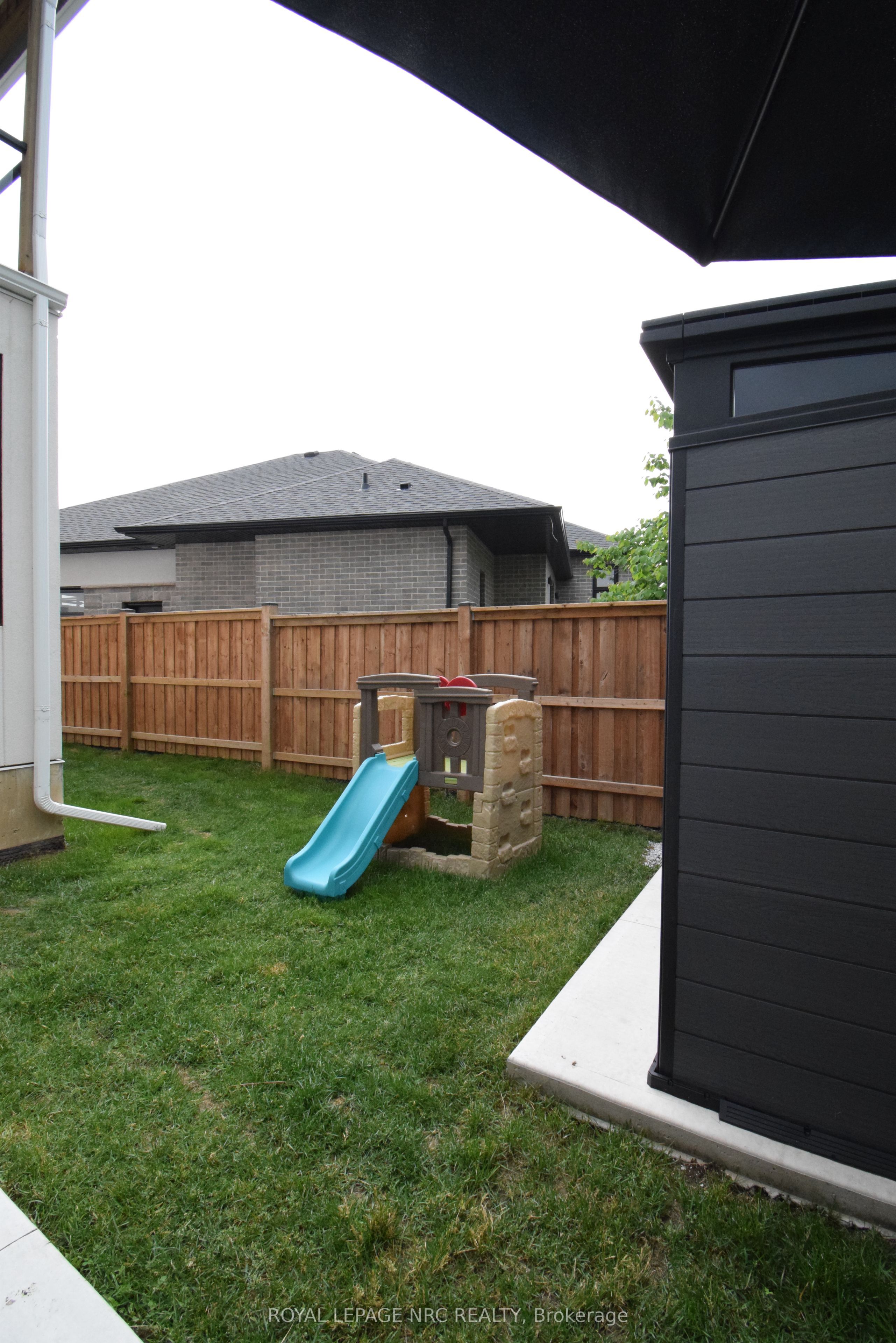 82 Ivy Crescent Property Photo 7
