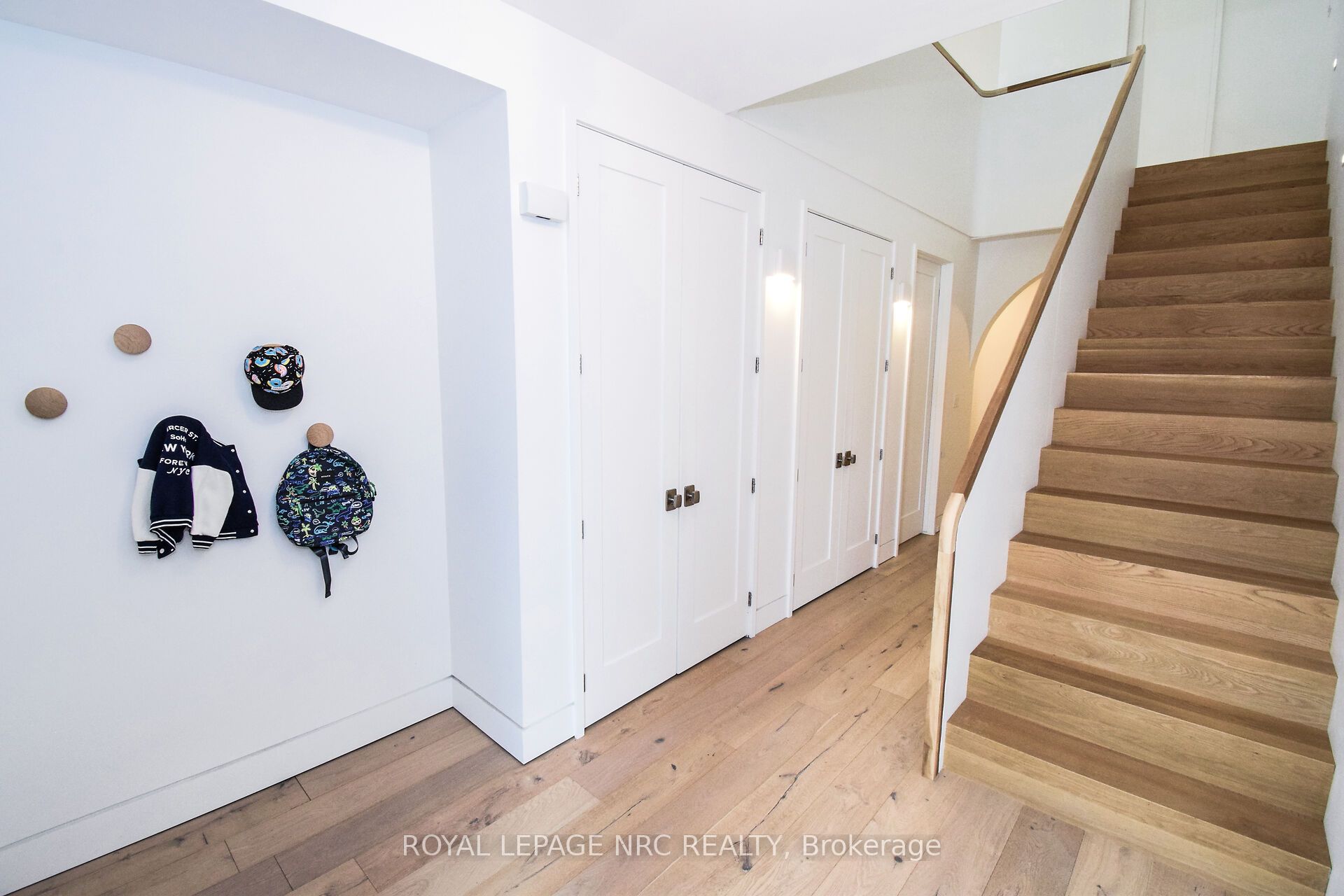 82 Ivy Crescent Property Photo 12