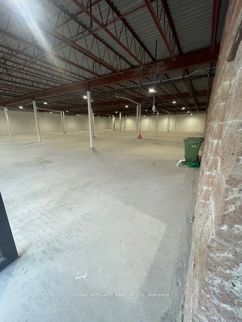 2901 Marleau Avenue Property Photo 2